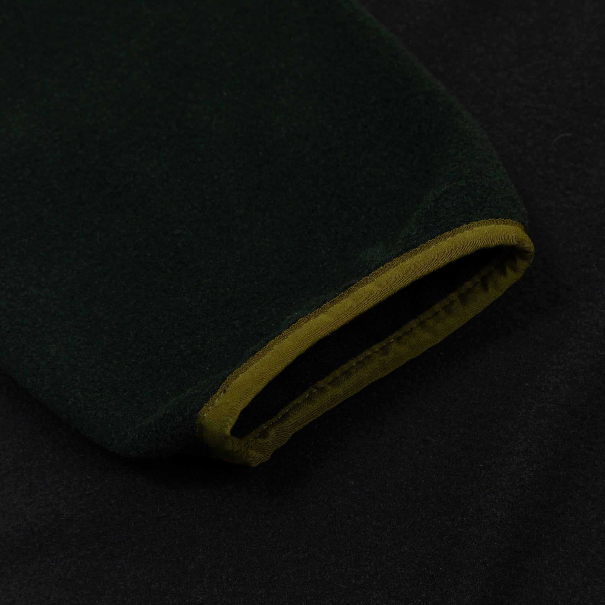 PATAGONIA Microdini 1/2 Zip Fleece in BLACK