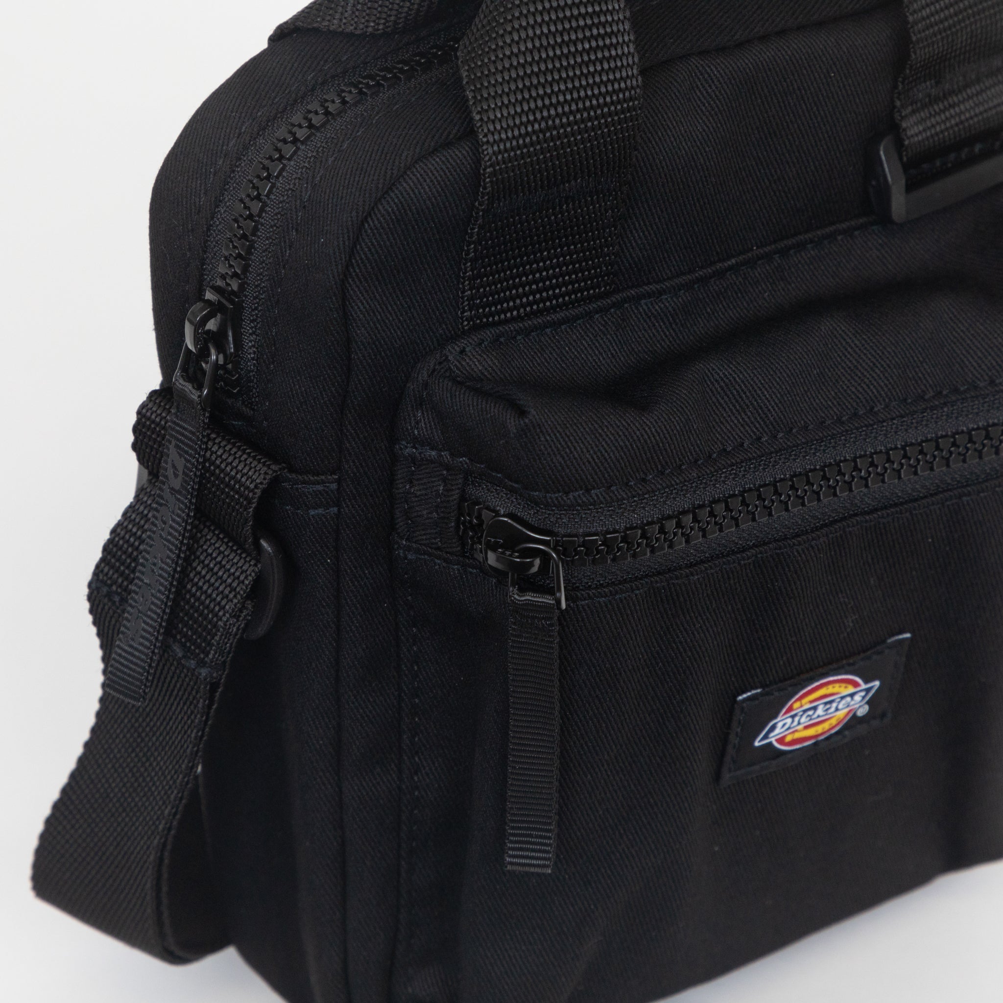 DICKIES Moreauville Crossbody Bag in BLACK