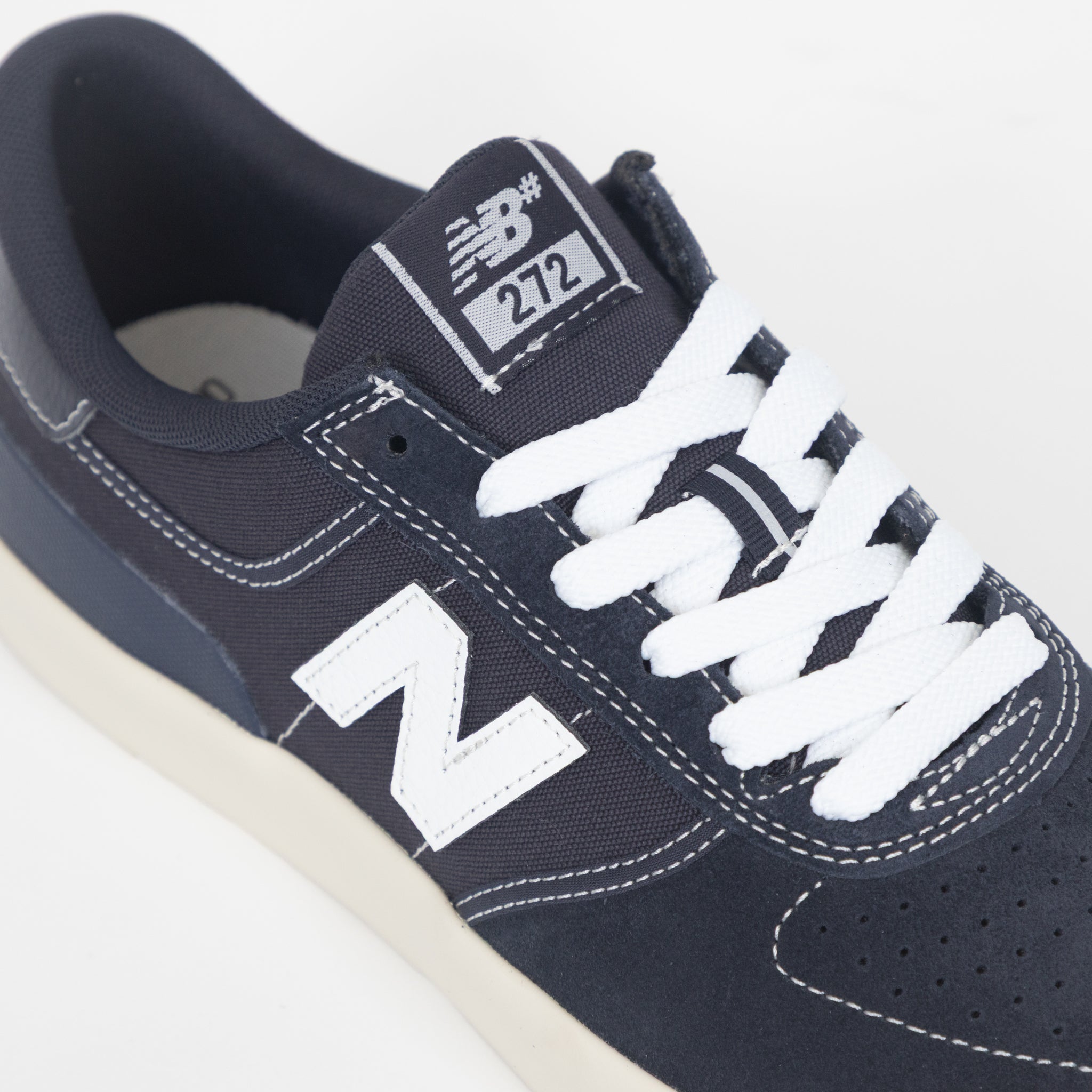 NEW BALANCE Numeric 272 Trainers in Navy & White