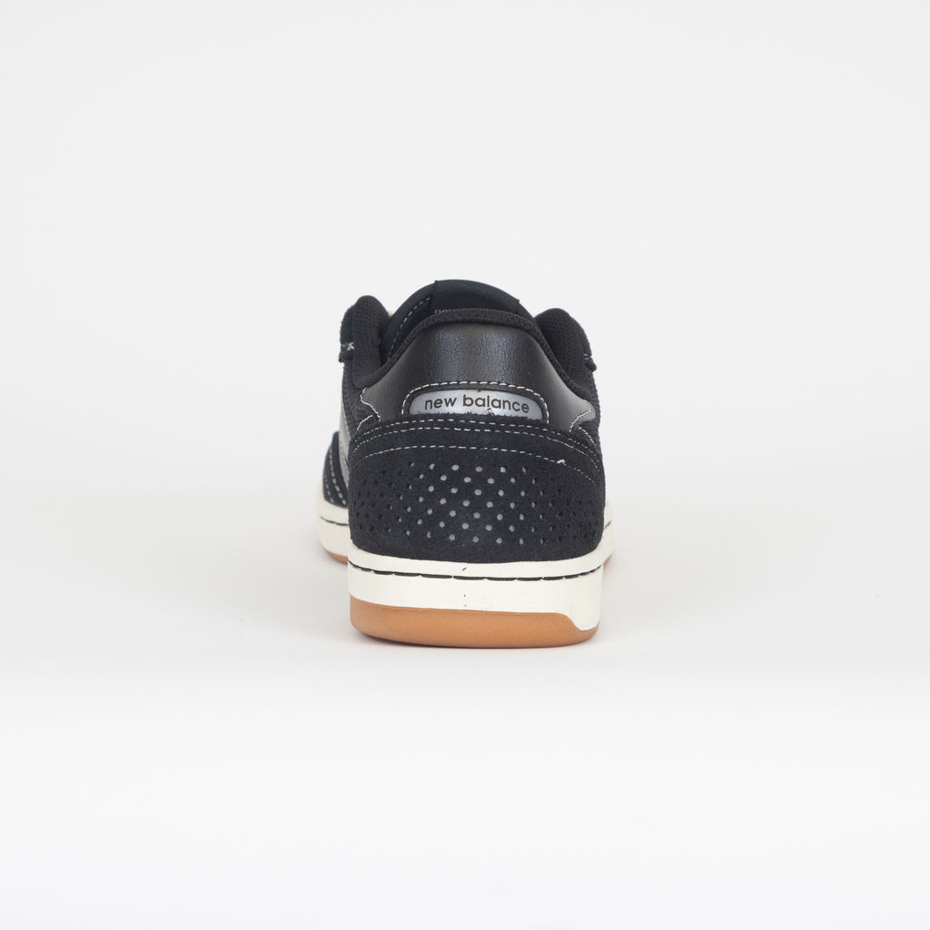 NEW BALANCE Numeric 440 Trainers in Black & White Gum