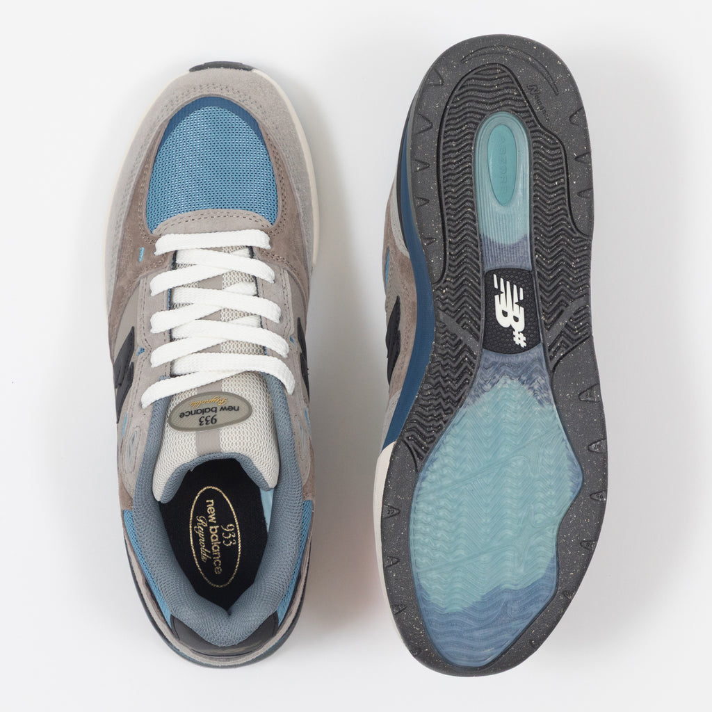 NEW BALANCE Numeric 933 Trainers in Mushroom / Light Blue