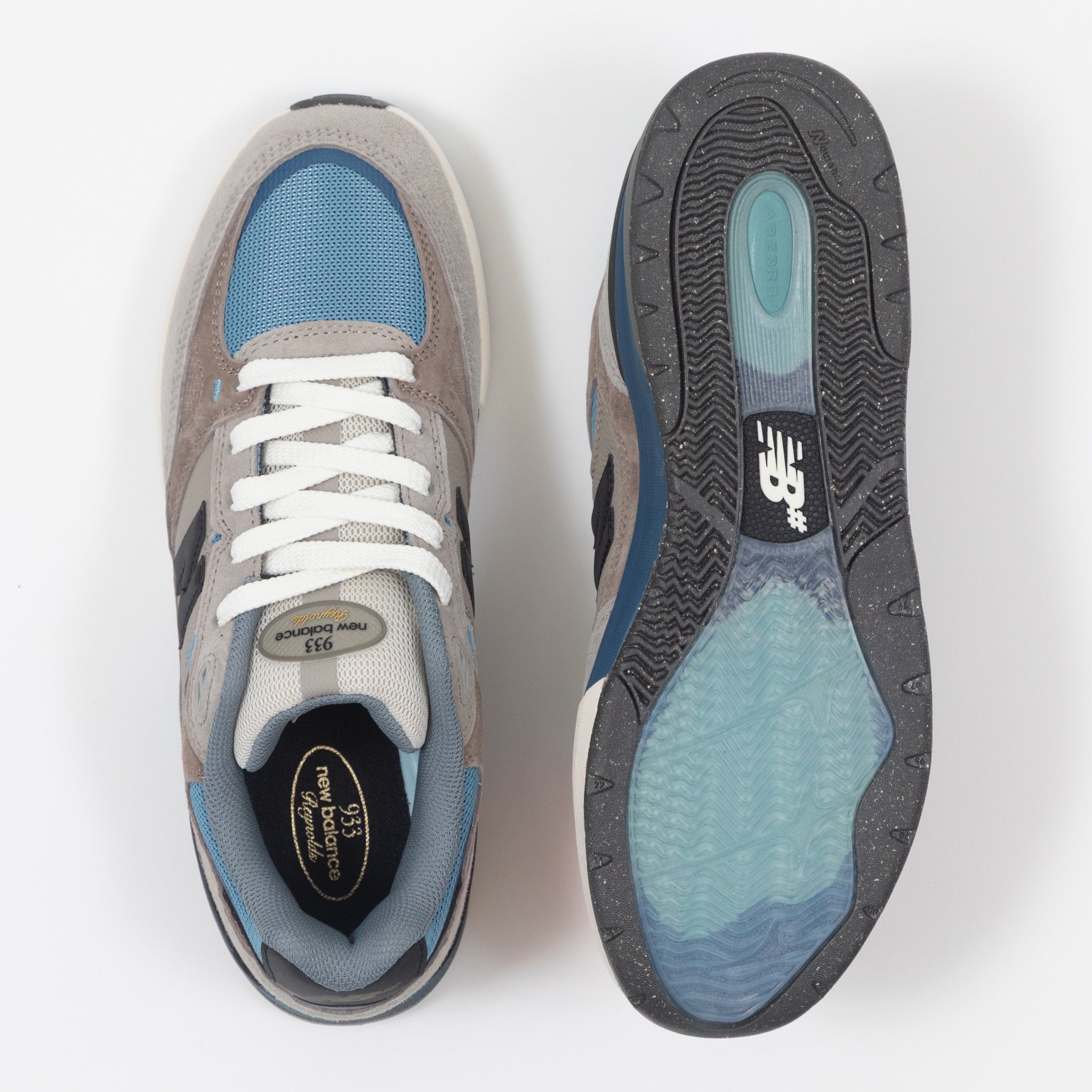 NEW BALANCE Numeric 933 Trainers in Mushroom / Light Blue