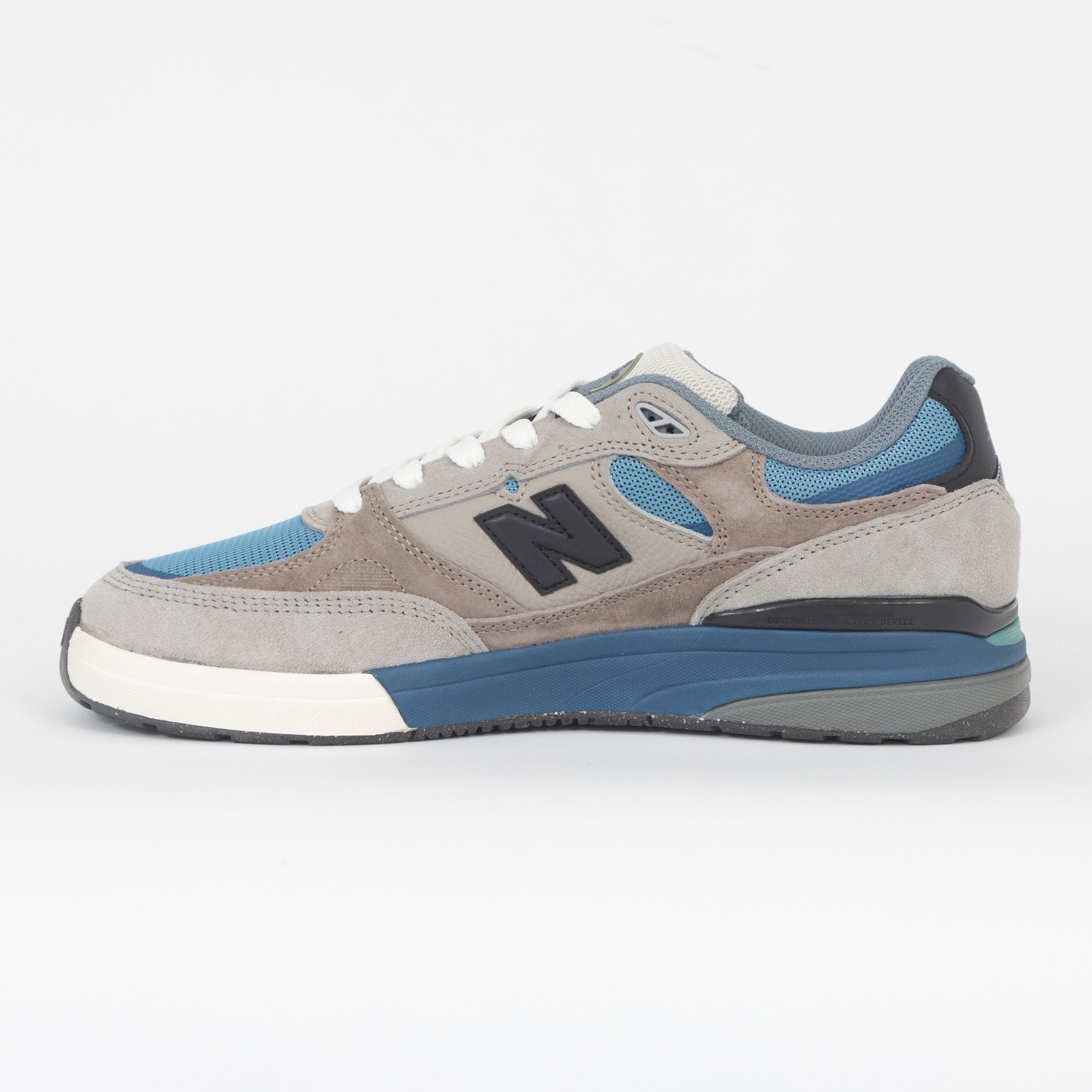 NEW BALANCE Numeric 933 Trainers in Mushroom / Light Blue