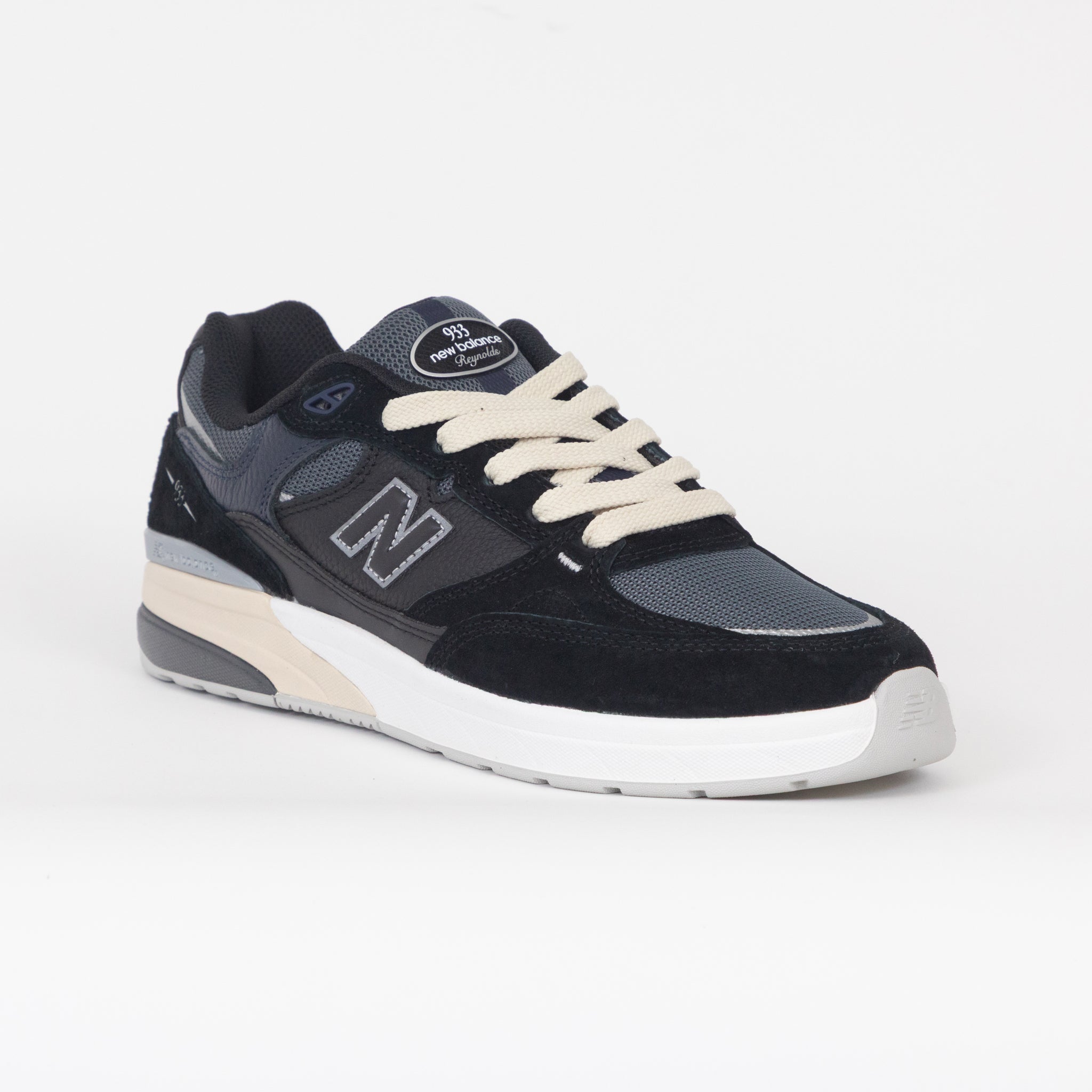 NEW BALANCE Numeric 933 Trainers in BLACK / GREY