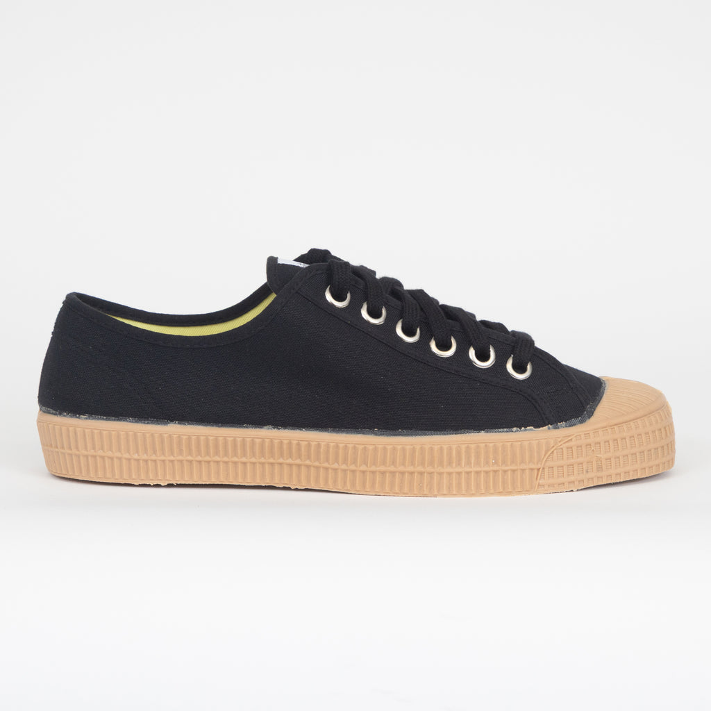 NOVESTA Star Master Low-Top Canvas Trainer in Black