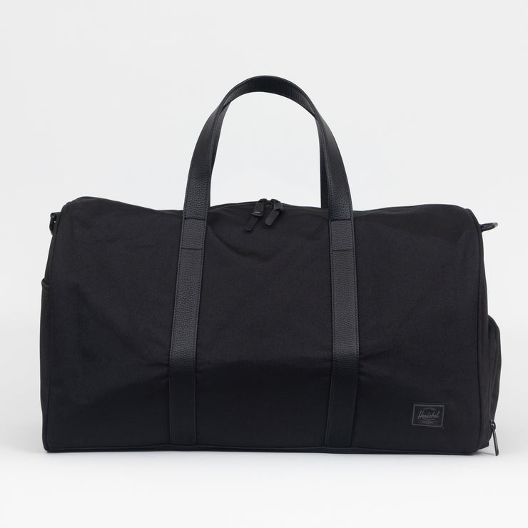 HERSCHEL SUPPLY CO. Novel Duffle Bag in BLACK