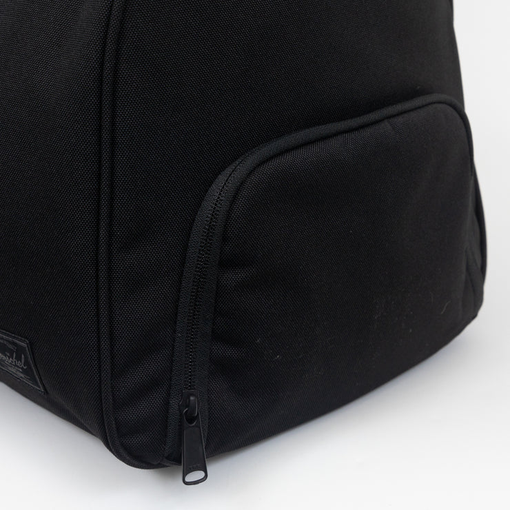HERSCHEL SUPPLY CO. Novel Duffle Bag in BLACK