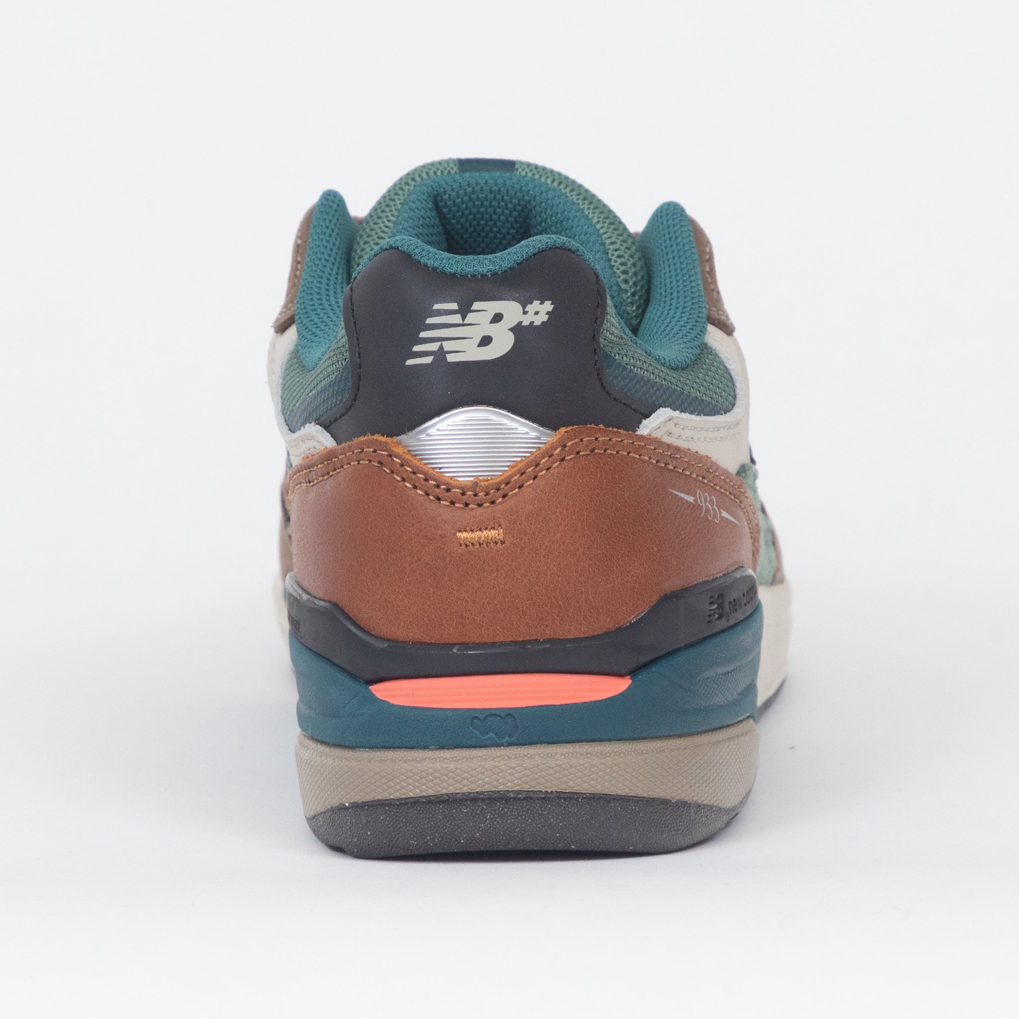 NEW BALANCE Numeric 933 Trainers in MUSHROOM