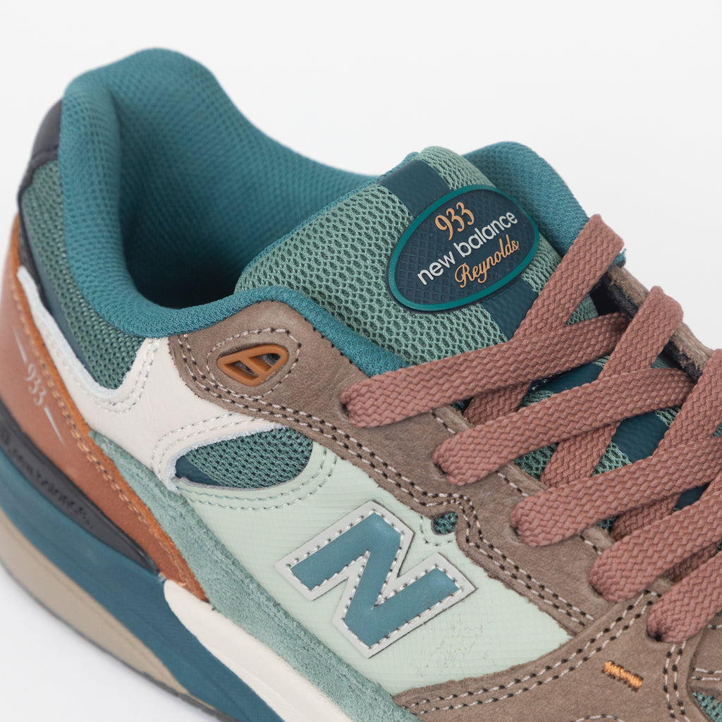 NEW BALANCE Numeric 933 Trainers in MUSHROOM