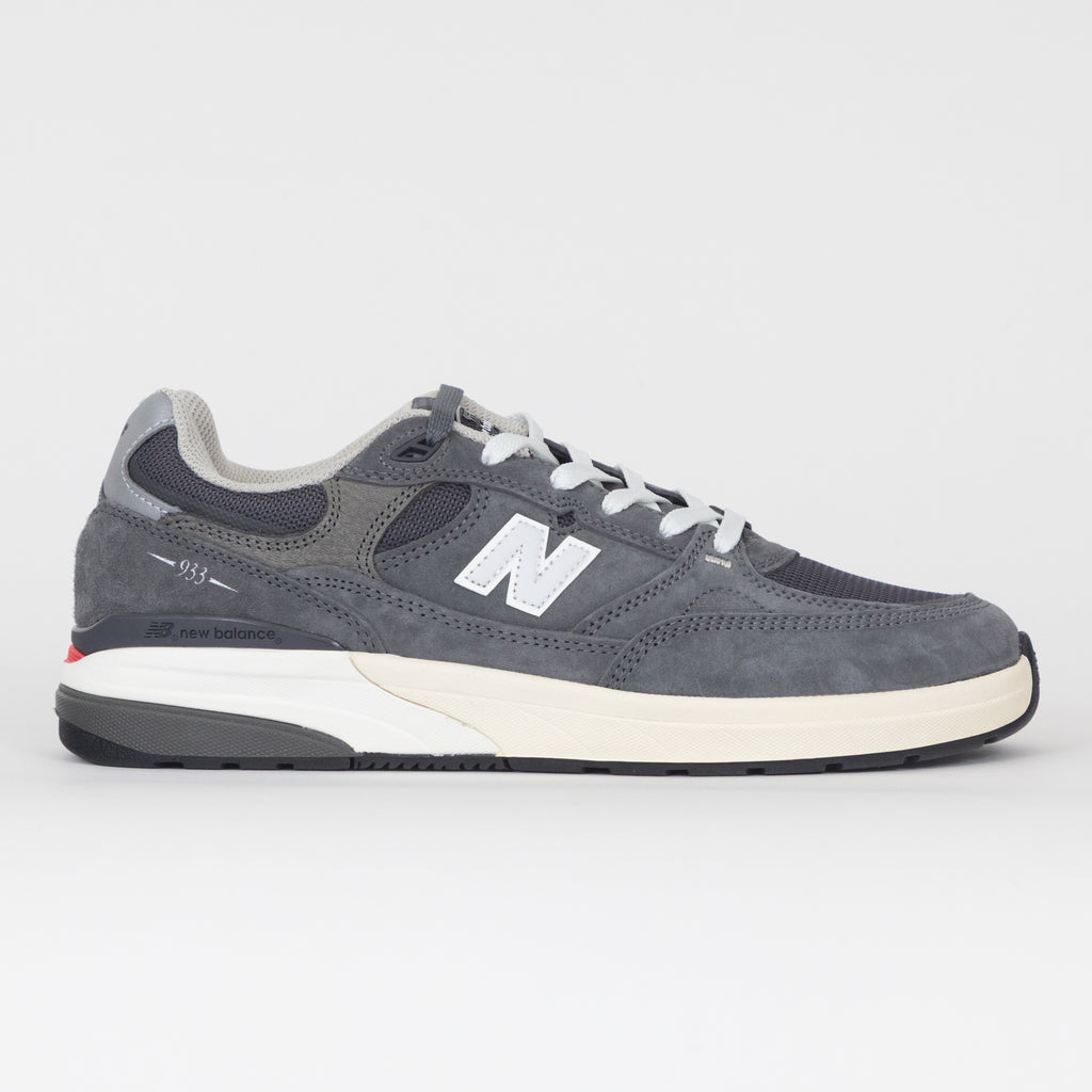 new balance andrew reynolds 933 trainers side view