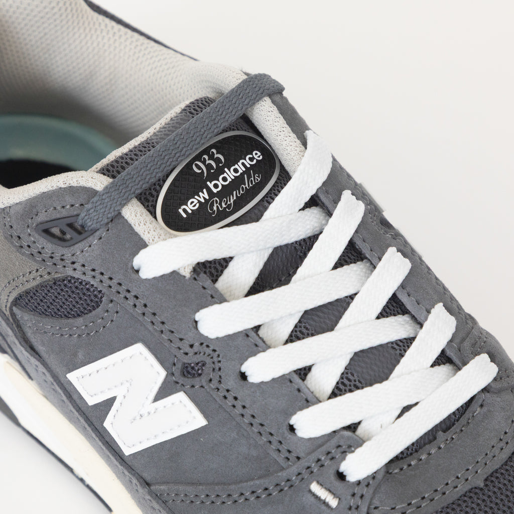 new balance 933 andrew reynolds tongue view