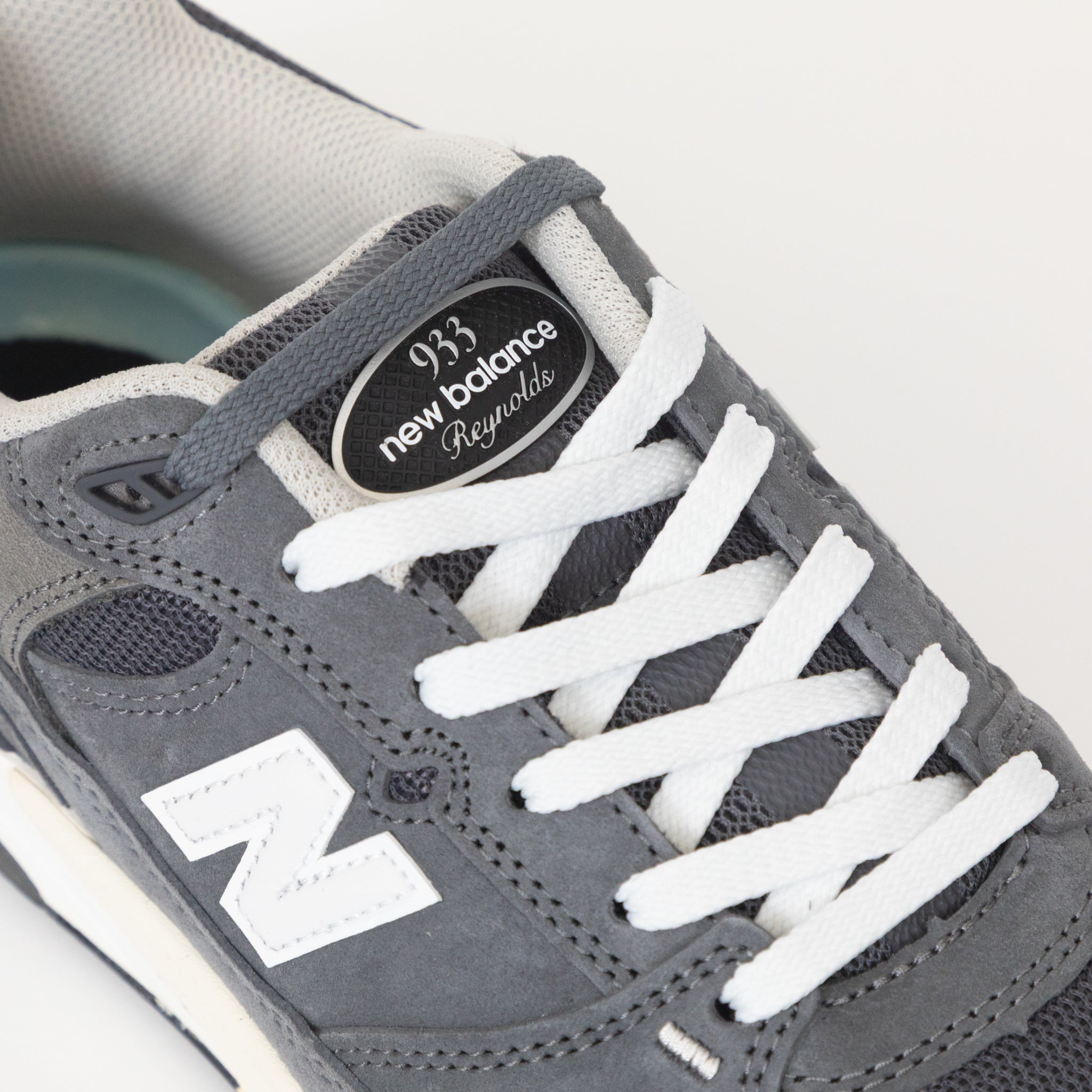 new balance 933 andrew reynolds tongue view