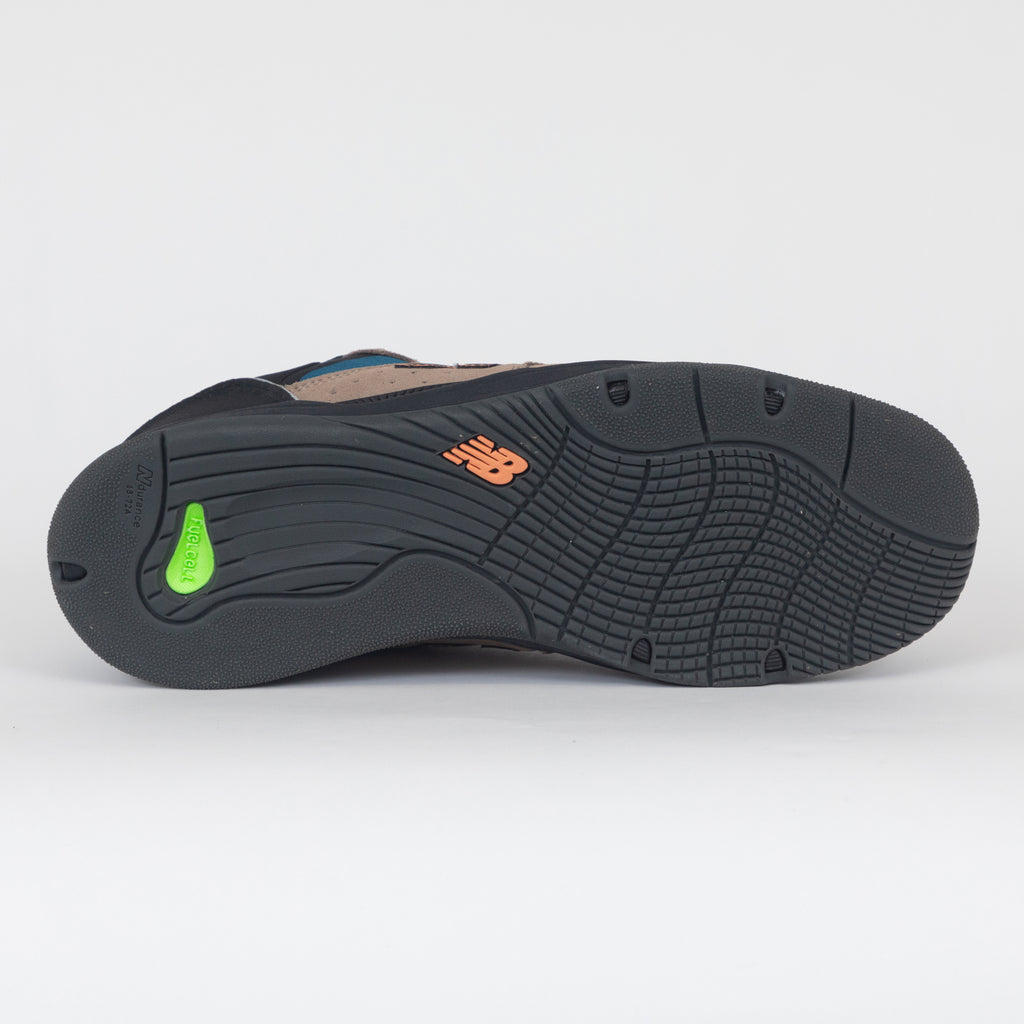 NEW BALANCE Numeric Tiago Lemos 1010 in BEIGE