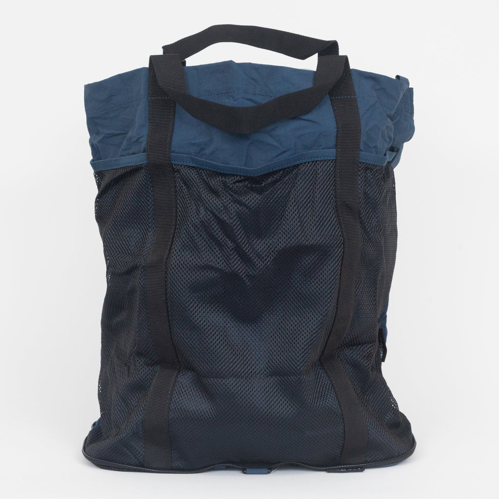 GRAMICCI Nylon Packable Tote Bag in NAVY