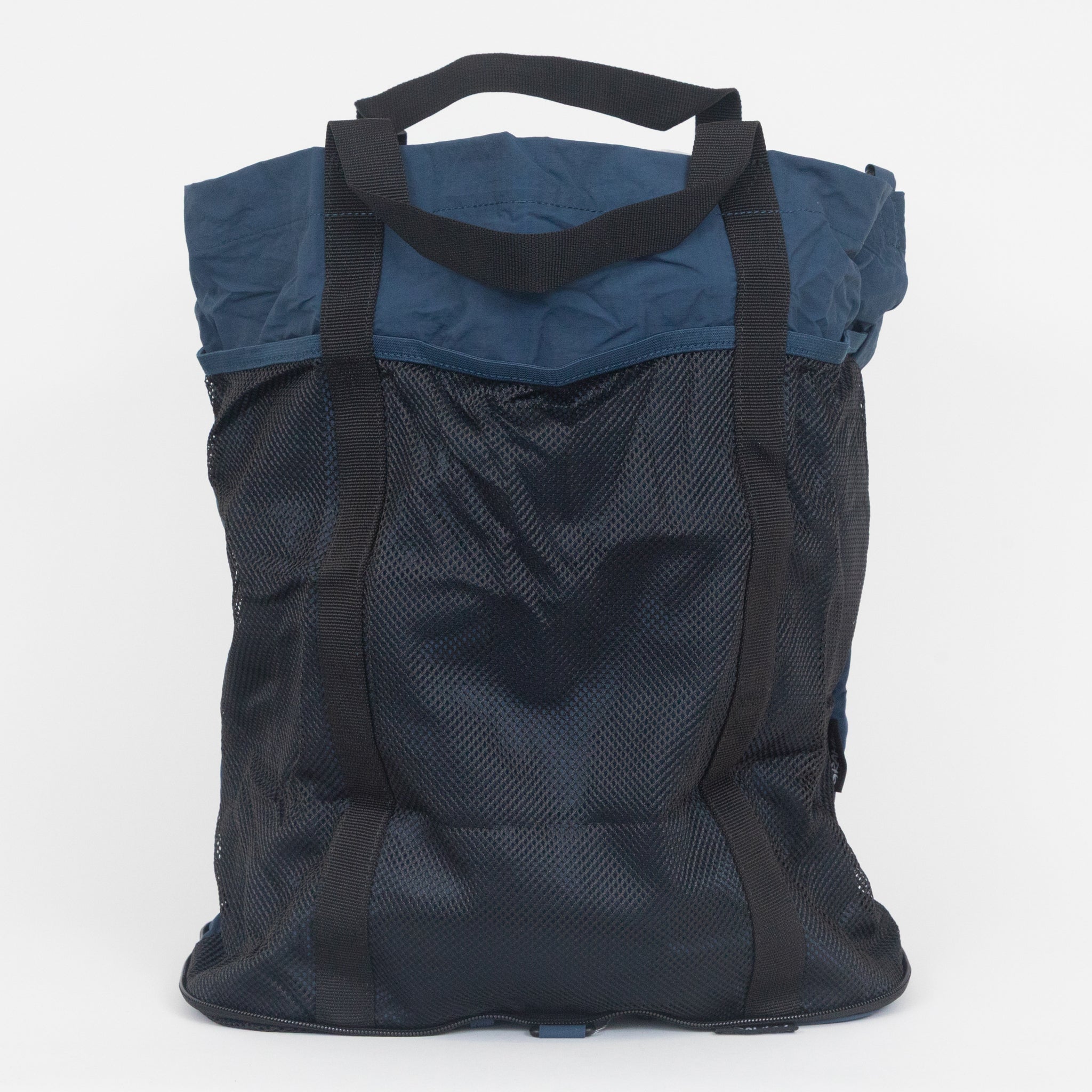 GRAMICCI Nylon Packable Tote Bag in NAVY
