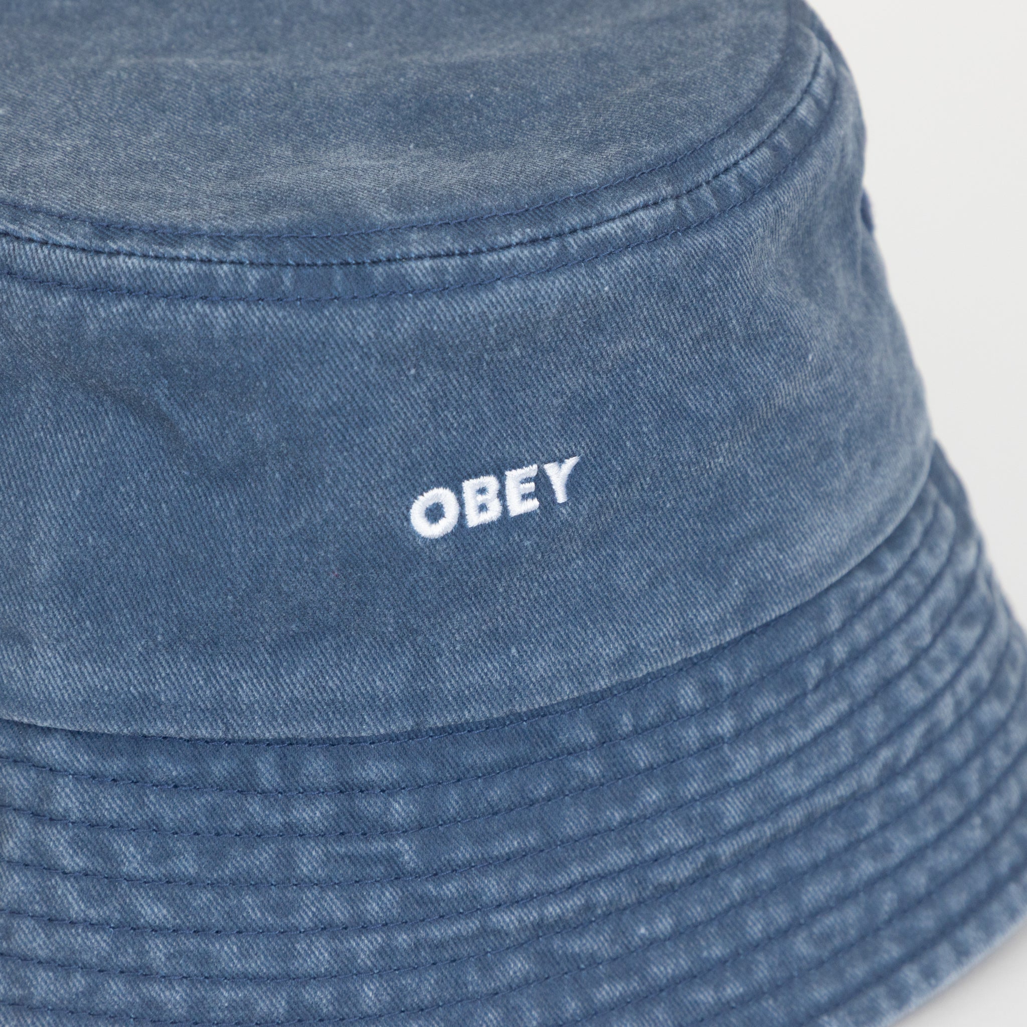 OBEY Bold Pigment Bucket Hat in NAVY