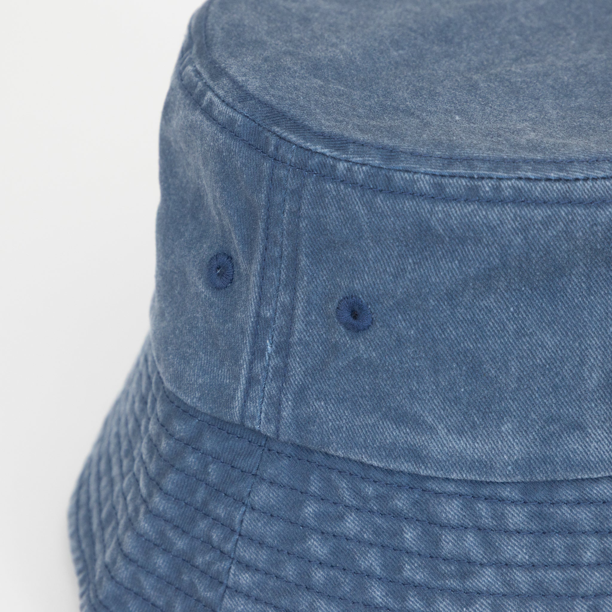 OBEY Bold Pigment Bucket Hat in NAVY