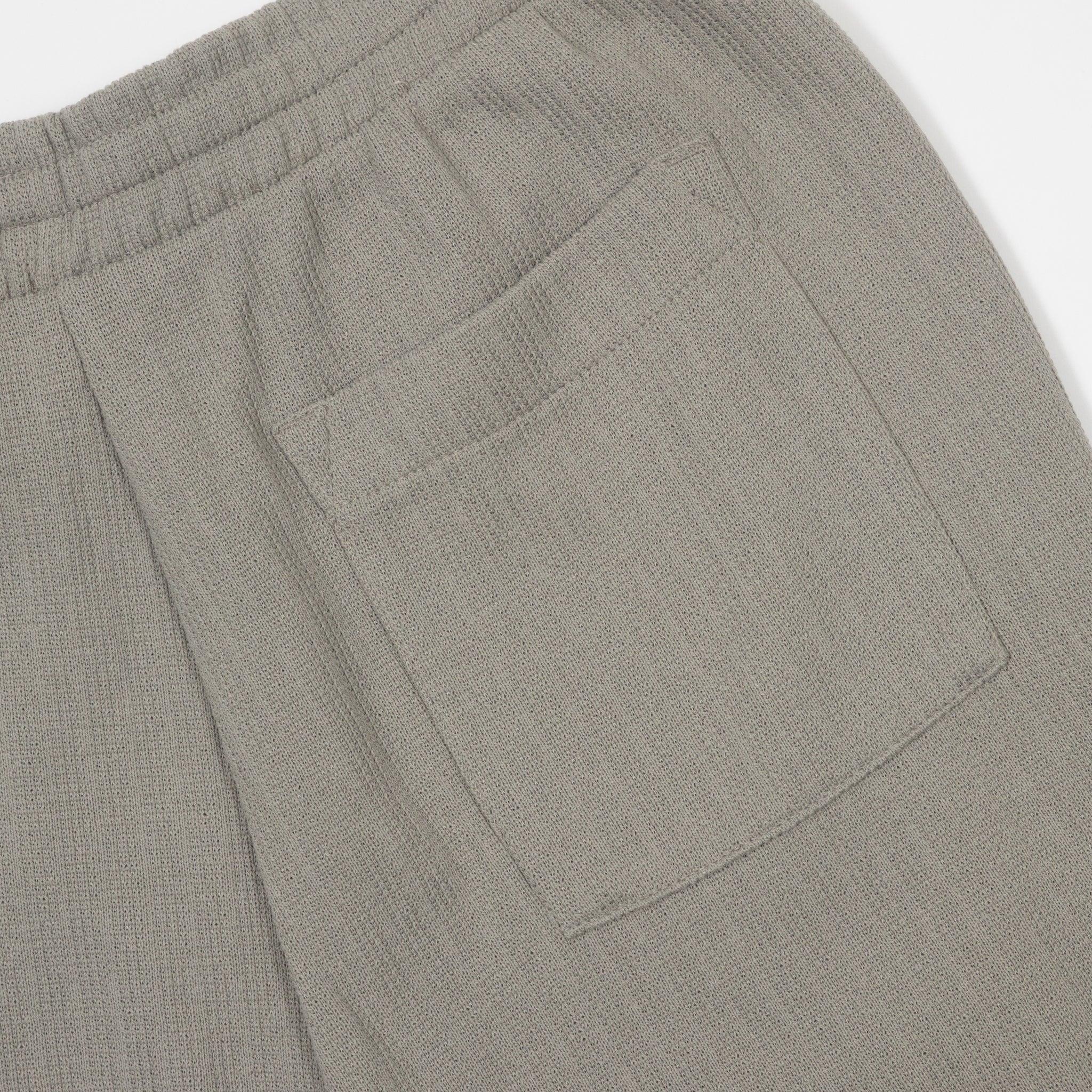 ONLY & SONS Trey Life Regular Formal Shorts in LAUREL OAK