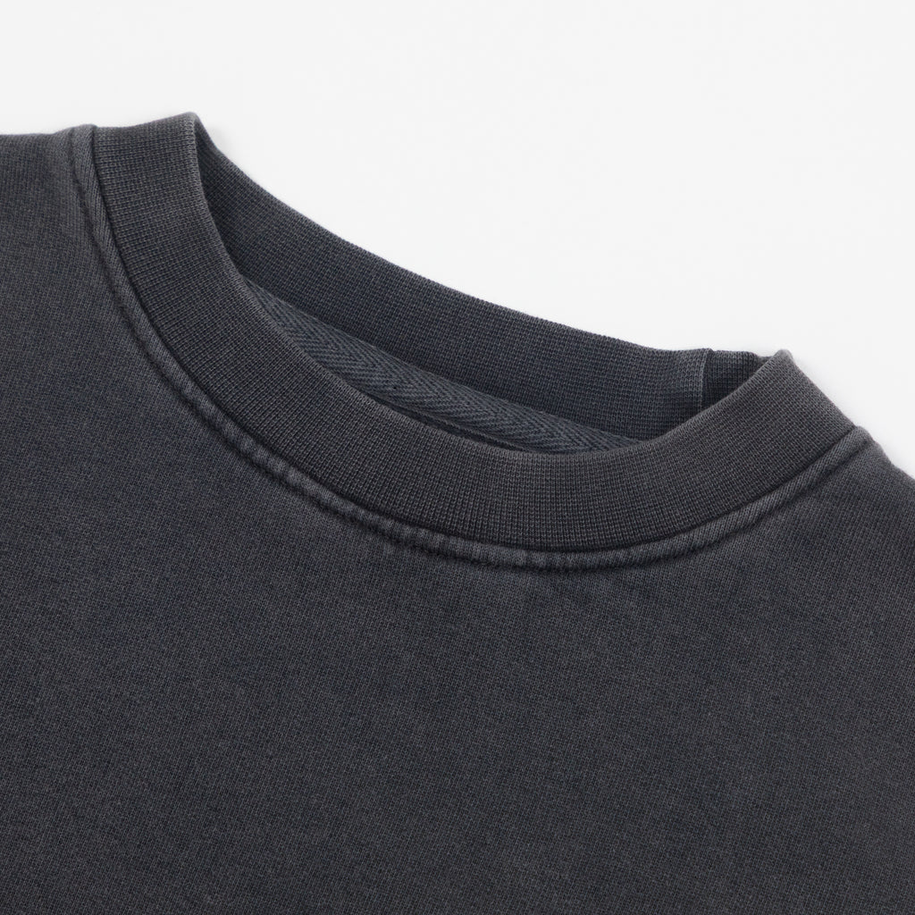 COLORFUL STANDARD Oversized Sweatshirt in FADED BLACK