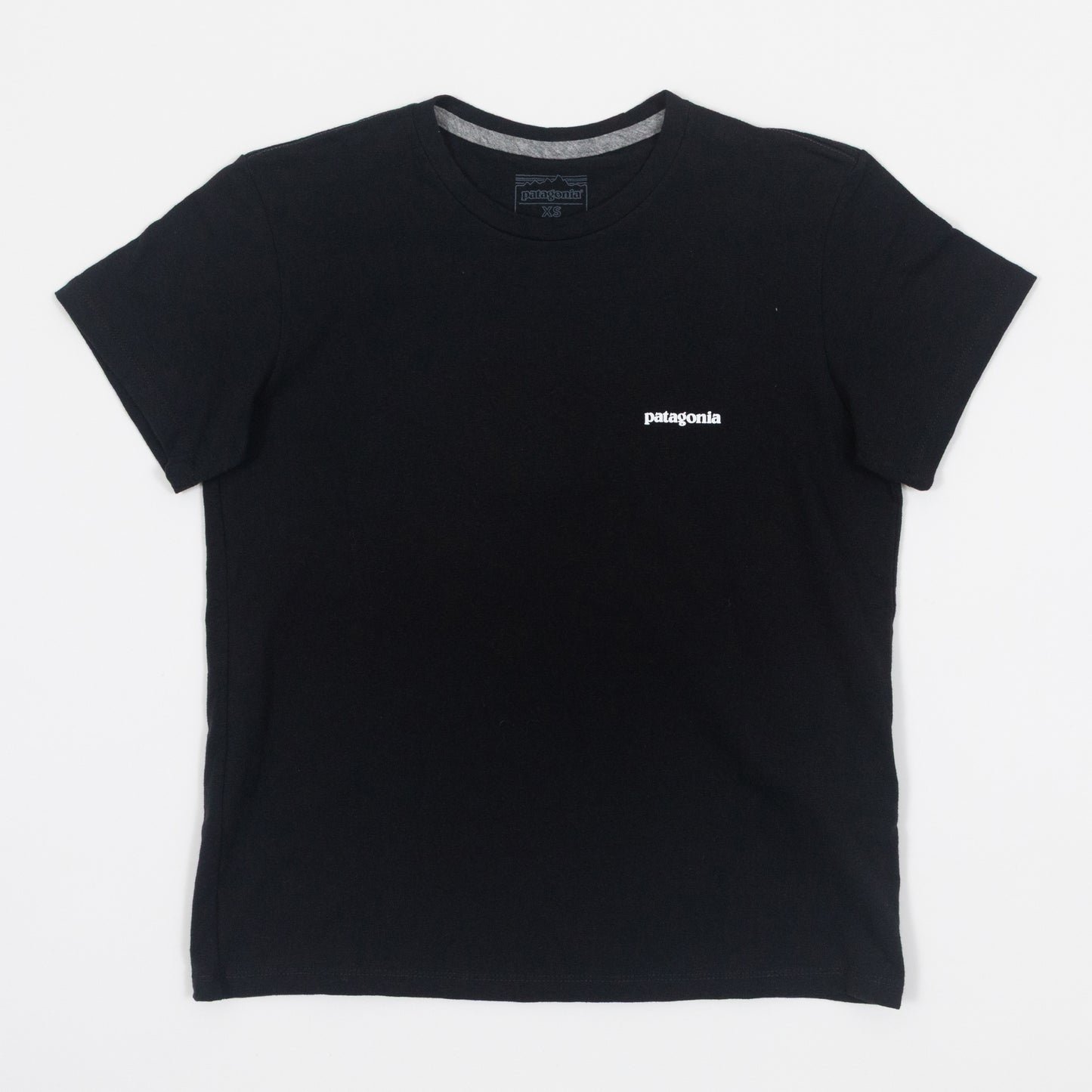 Womens PATAGONIA P-6 Logo Responsibili-Tee T-Shirt in BLACK