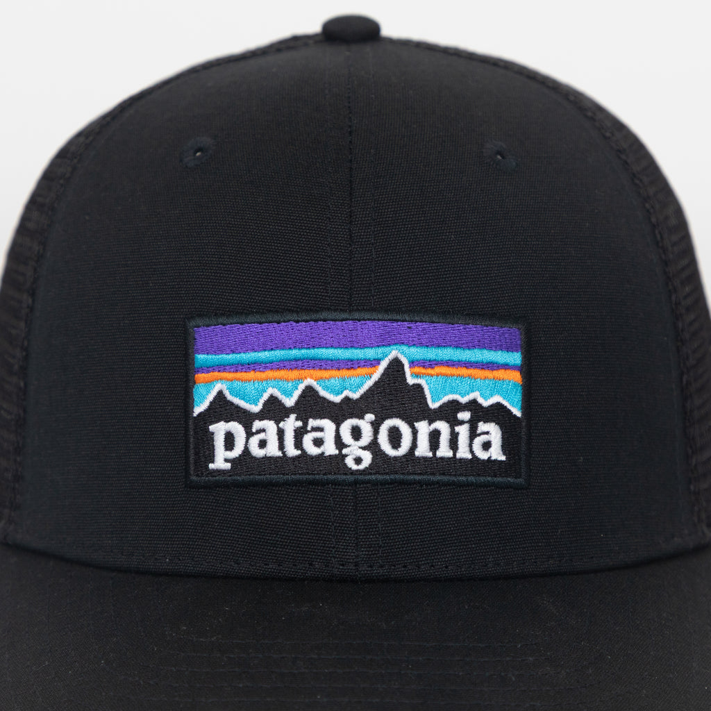 PATAGONIA P-6 Logo Trucker Hat in BLACK