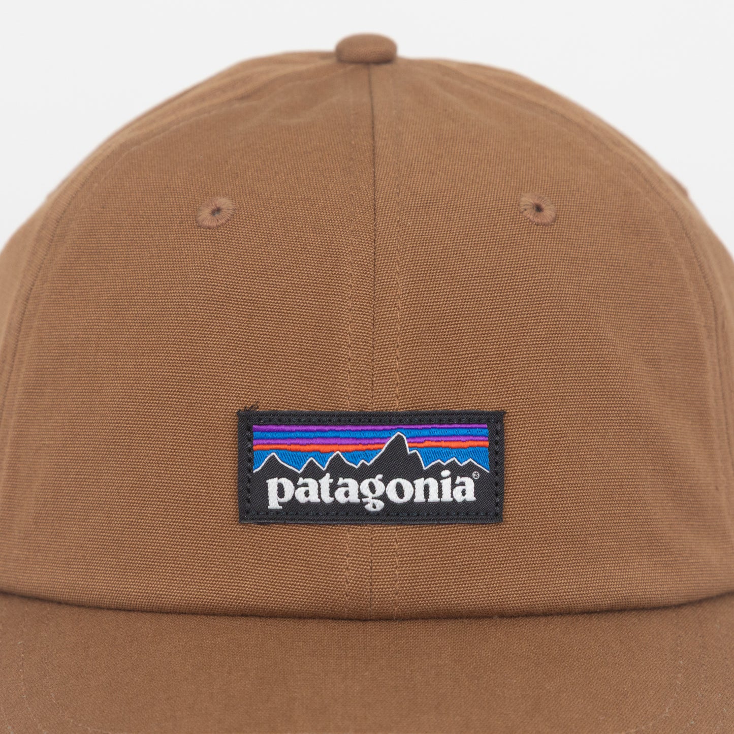 PATAGONIA P-6 Label Trad Cap in DEER BROWN
