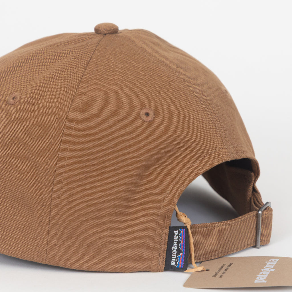 PATAGONIA P-6 Label Trad Cap in DEER BROWN