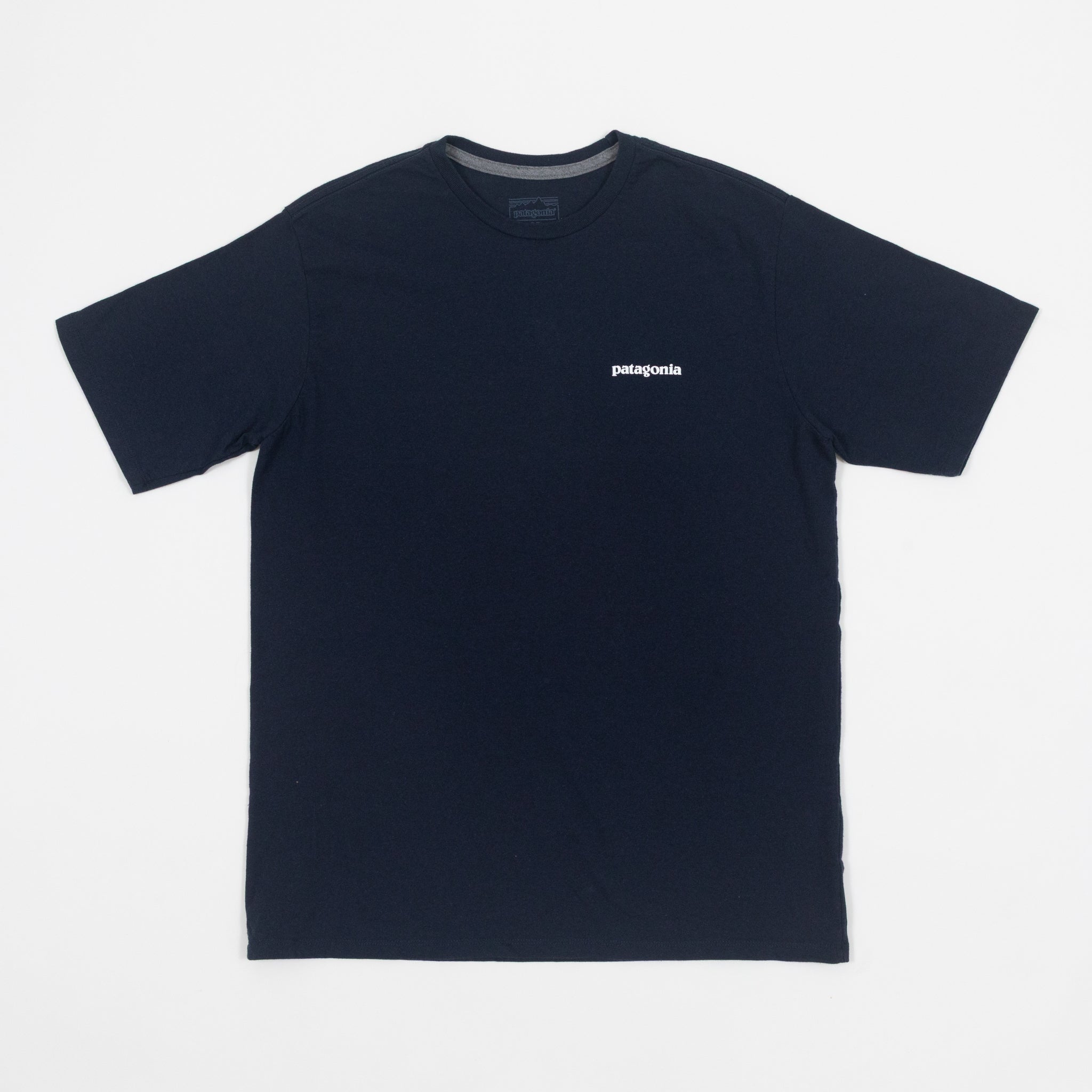 PATAGONIA P-6 Logo Responsibili-Tee T-Shirt in NAVY