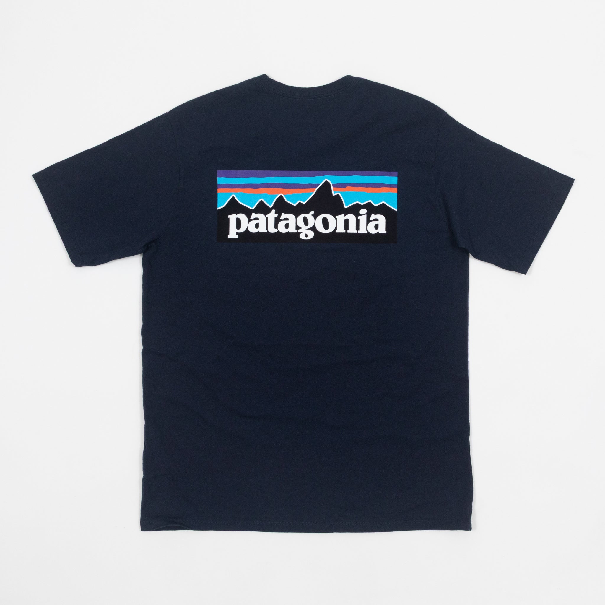 PATAGONIA P-6 Logo Responsibili-Tee T-Shirt in NAVY