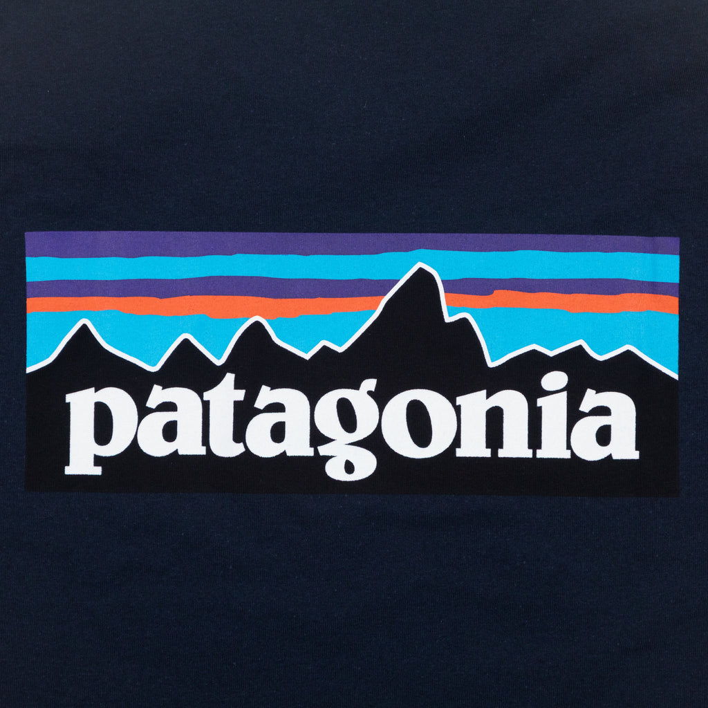 PATAGONIA P-6 Logo Responsibili-Tee T-Shirt in NAVY