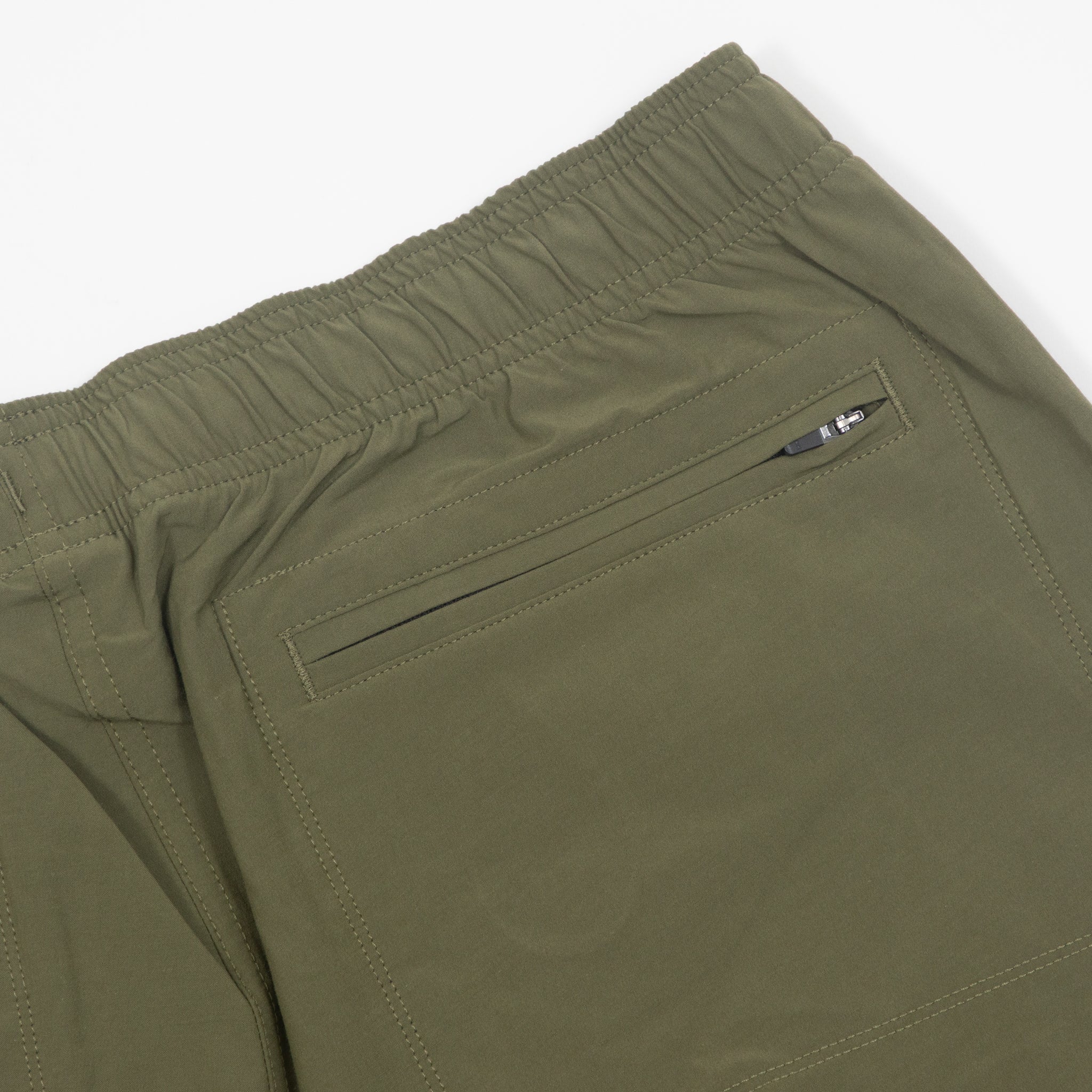 PASSENGER Traveller All Purpose Short in KHAKI