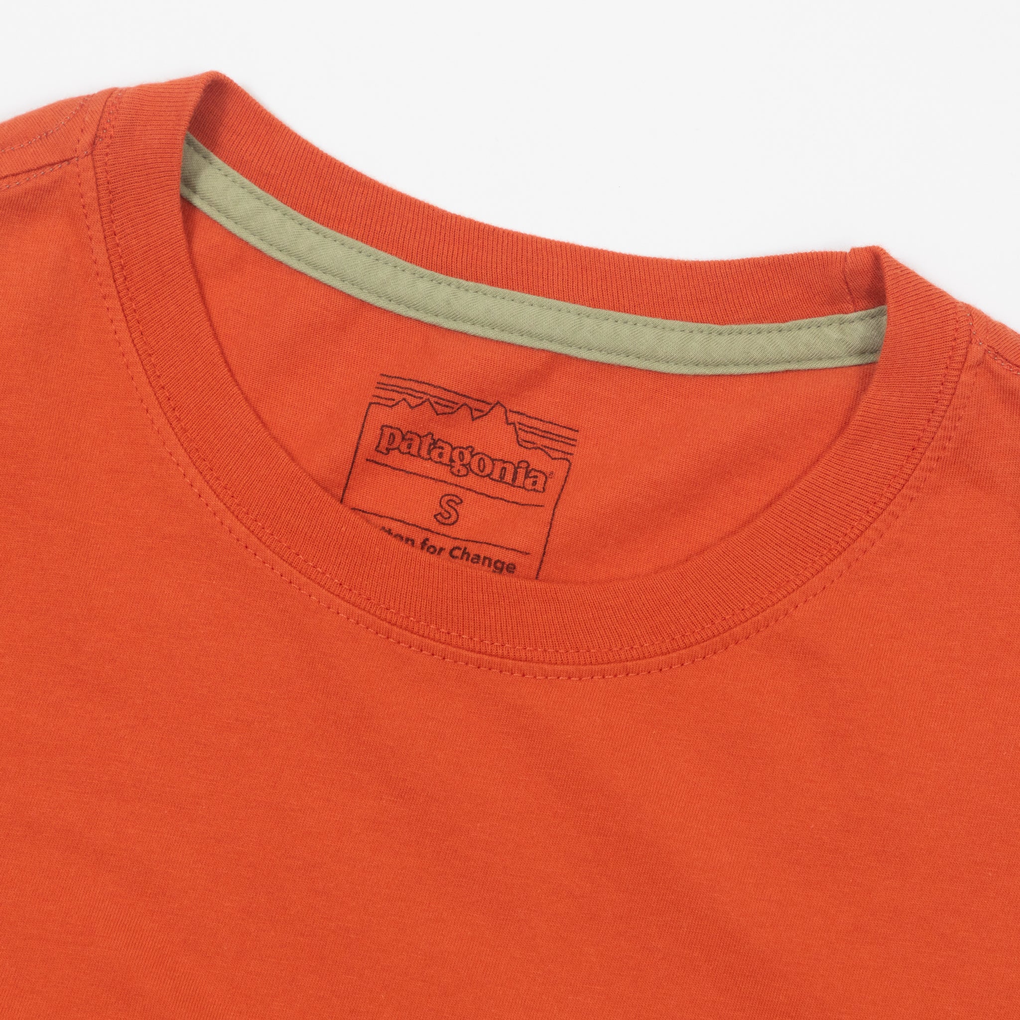PATAGONIA P-6 Logo T-Shirt in COAL ORANGE