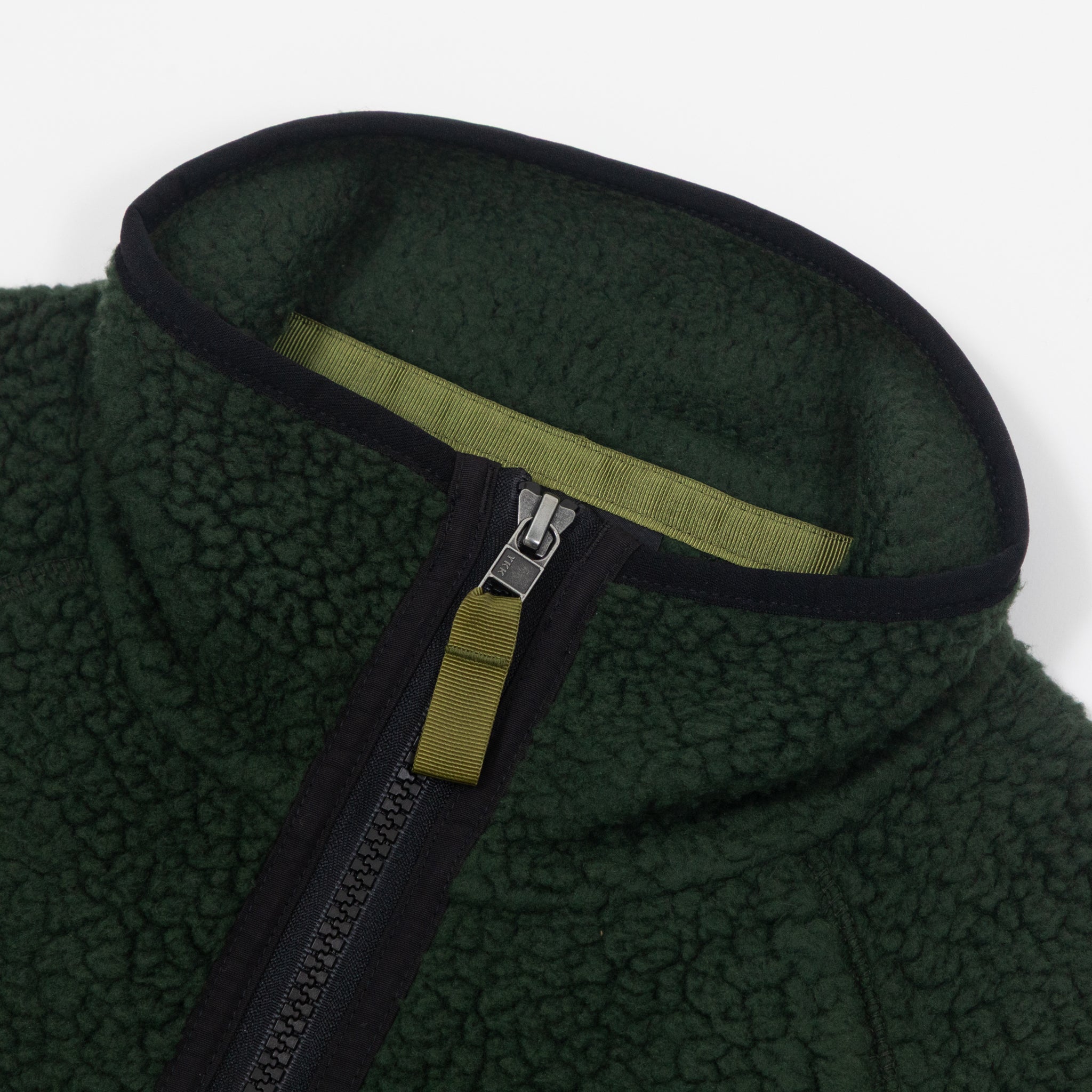PATAGONIA Retro Pile Jacket in OLD GROWTH GREEN