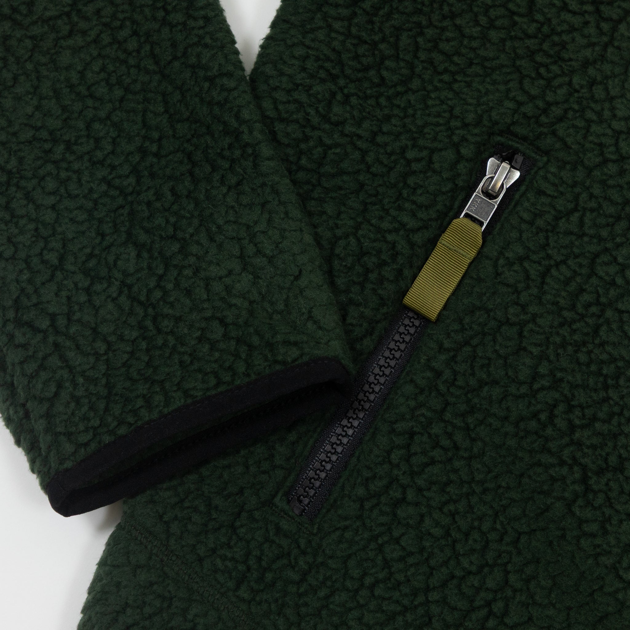 PATAGONIA Retro Pile Jacket in OLD GROWTH GREEN