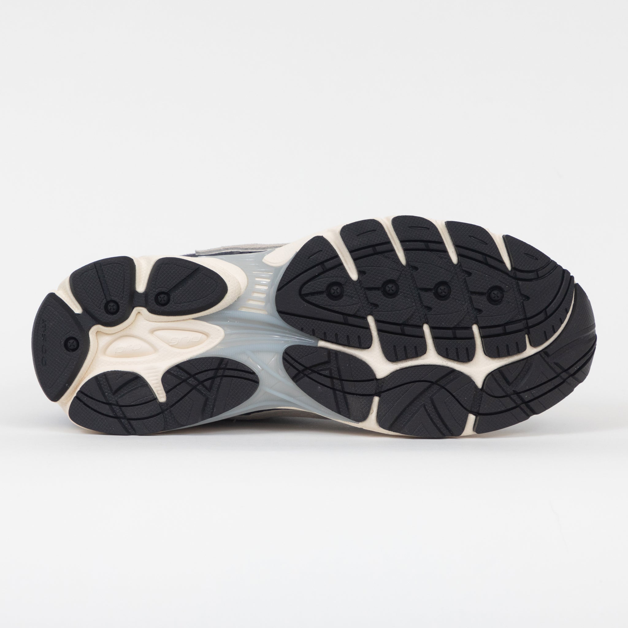 SAUCONY Pro Grid Omni 9 Trainers in BLACK