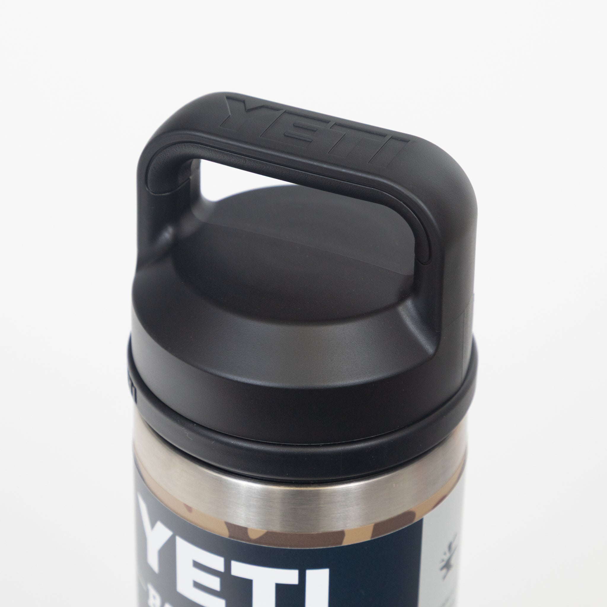 YETI Rambler® 18 oz (532 ml) Bottle with Chug Cap in Wetlands Camo