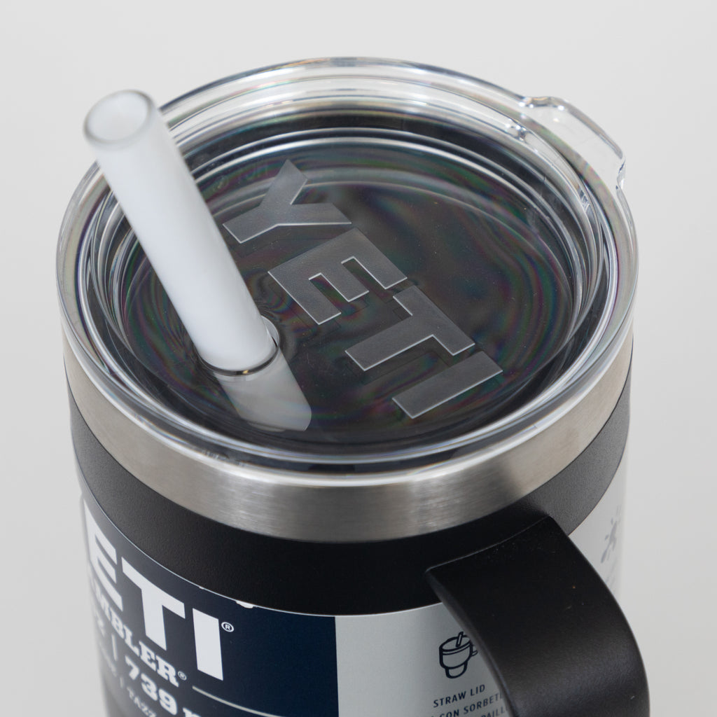 YETI Rambler® 25 oz (739 ml) Straw Mug in Black