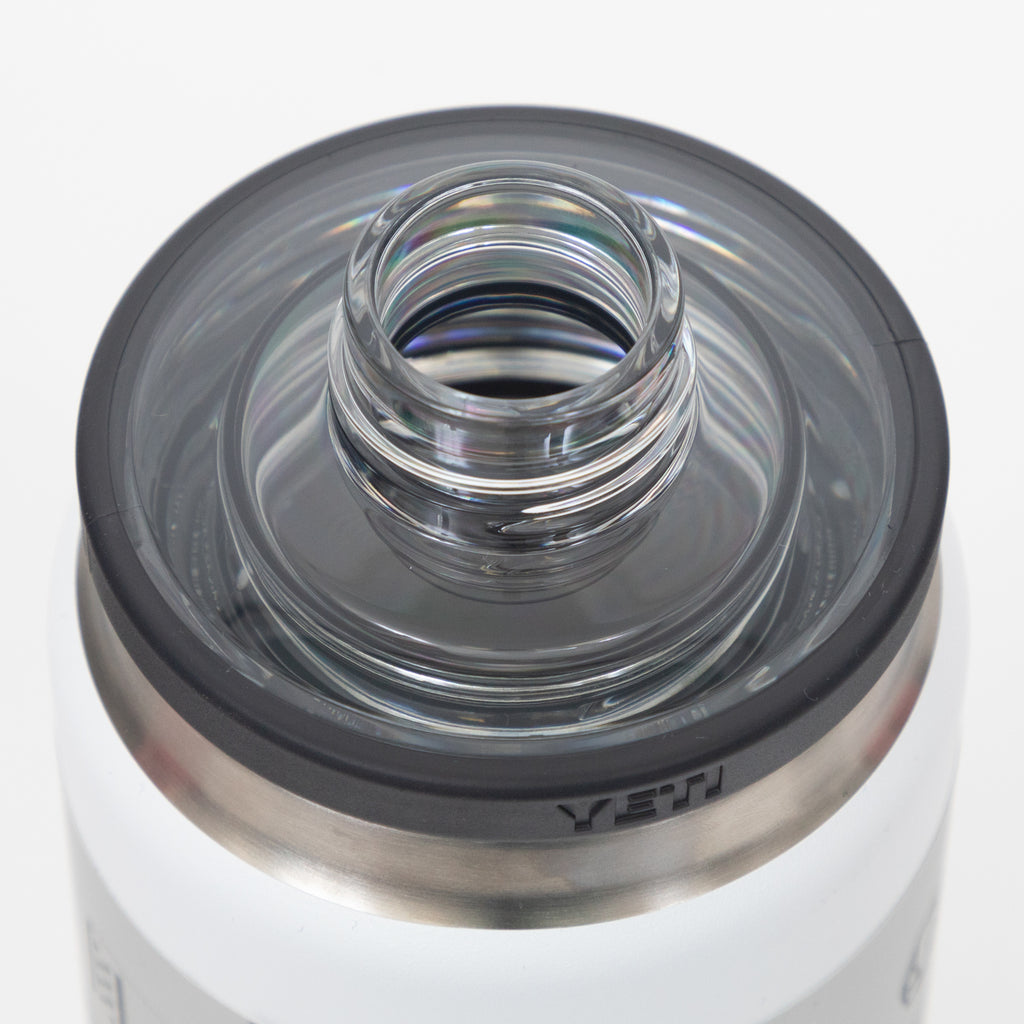 YETI Rambler® 26 oz (769 ml) Bottle With Chug Cap in White