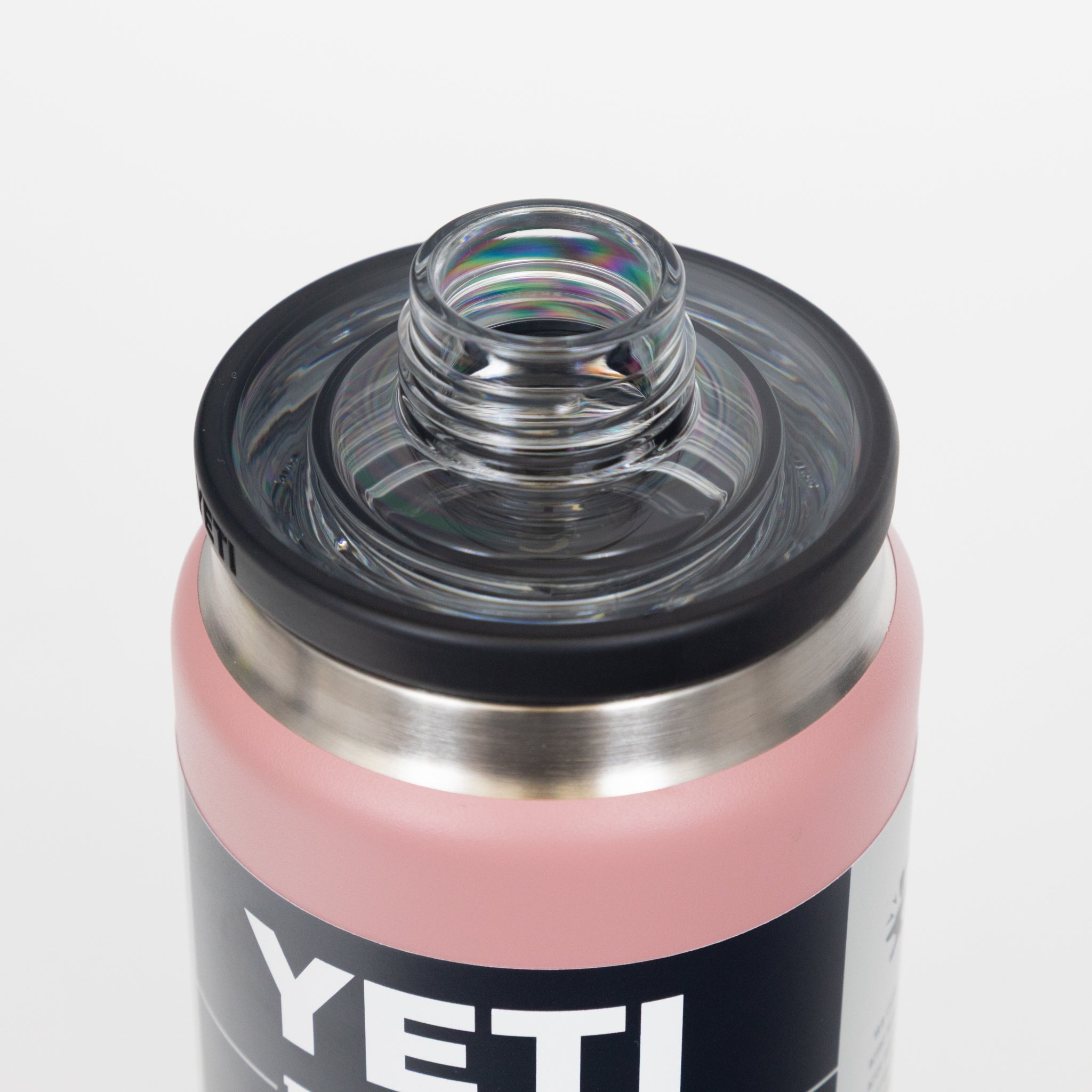 YETI Rambler® 26 oz (769 ml) Bottle With Chug Cap in Sandstone Pink