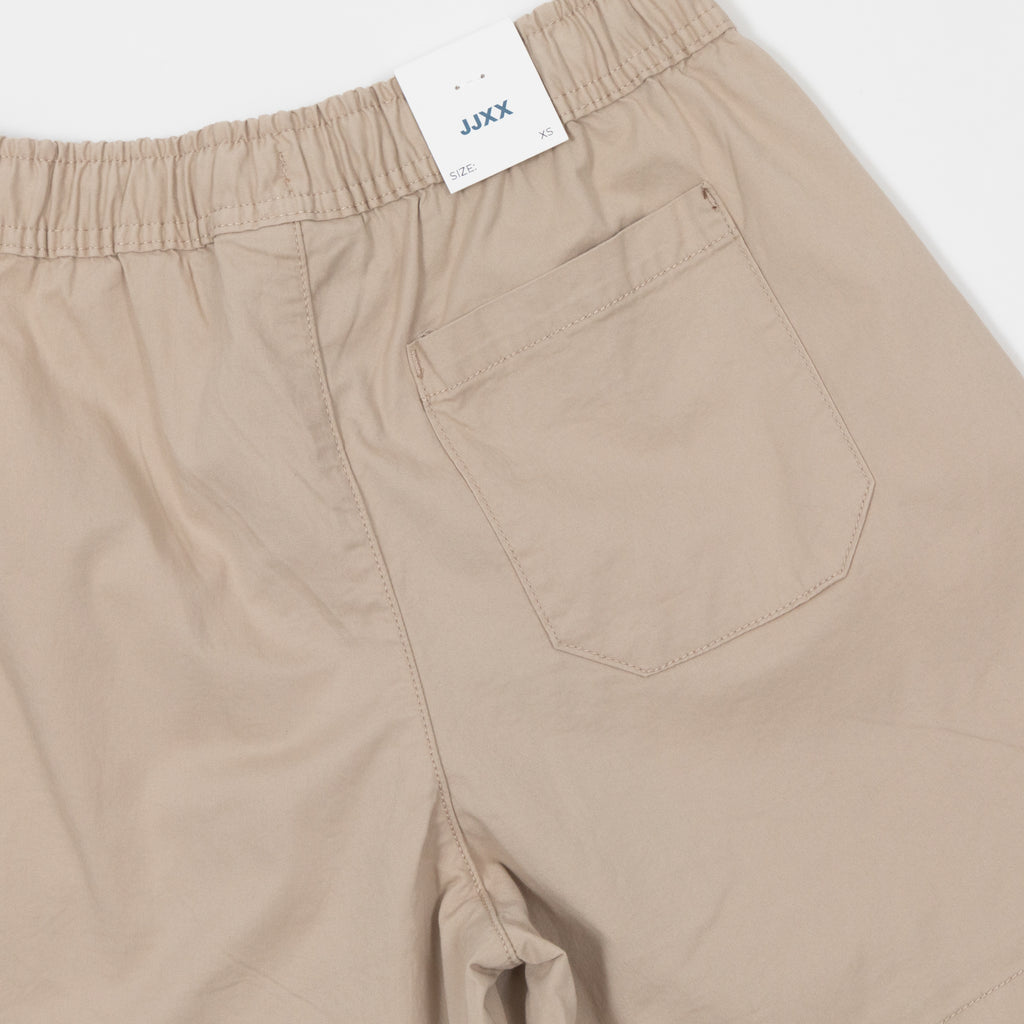 jjxx casual relaxed fit beige shorts back pocket