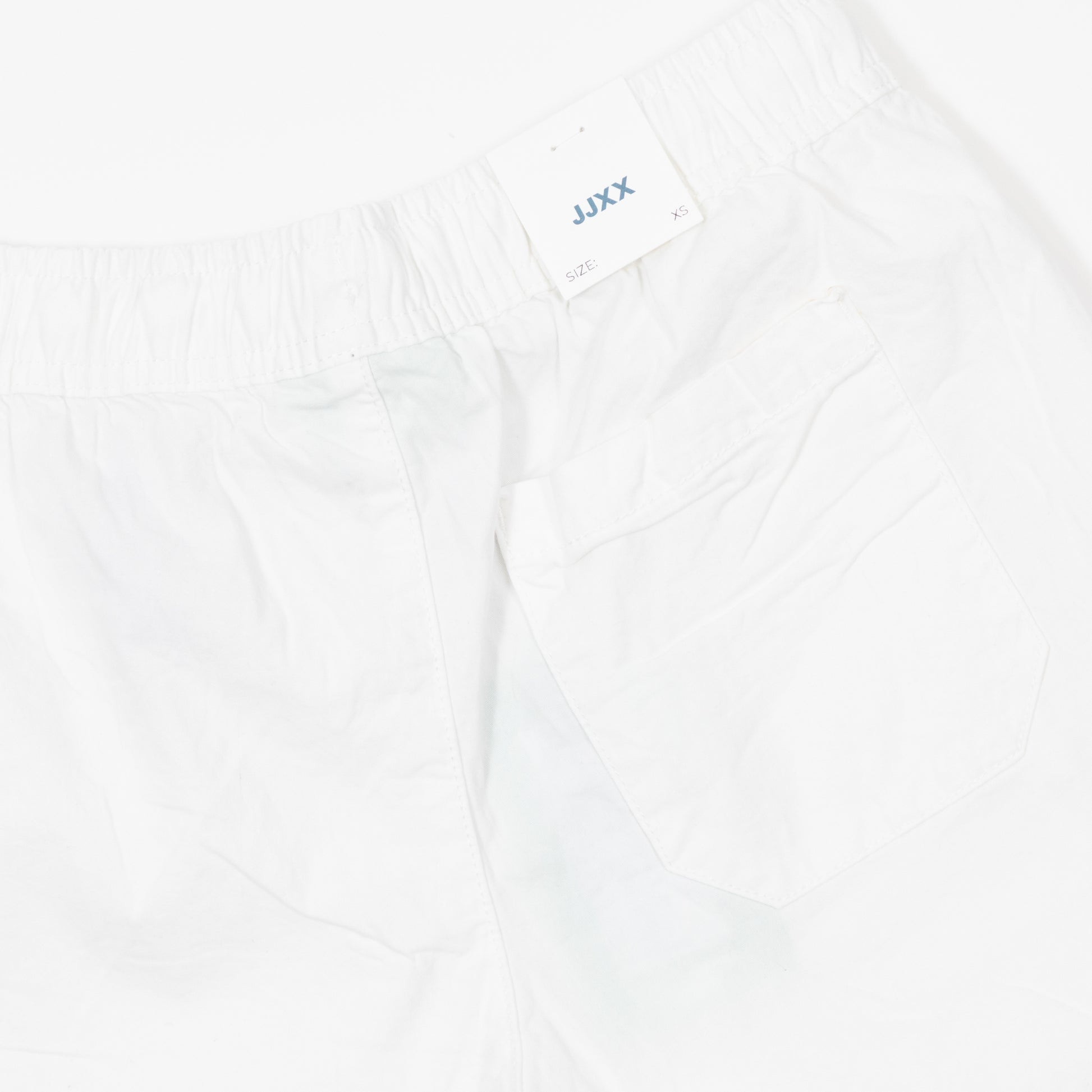 jjxx casual white shorts back pocket close up