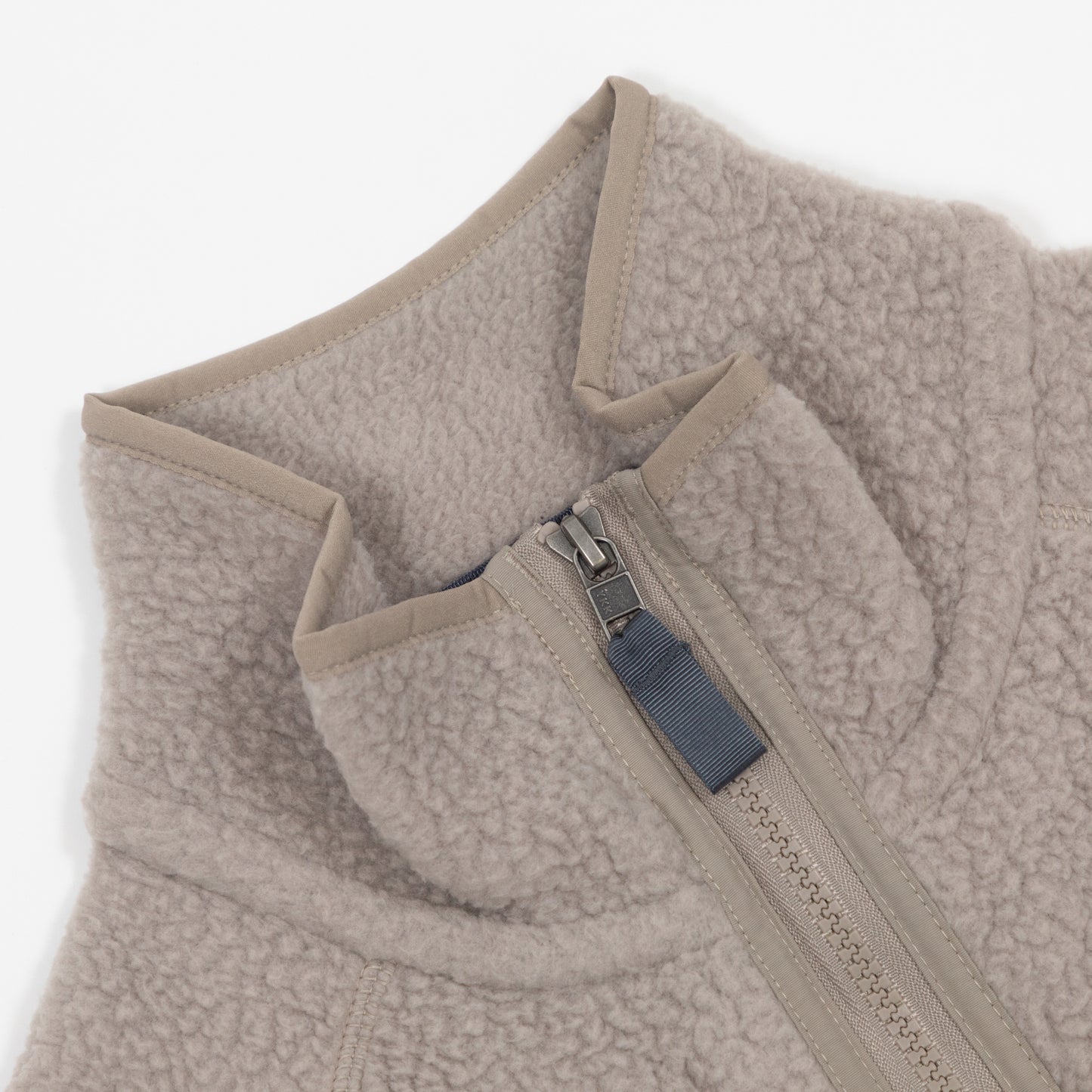 PATAGONIA Retro Pile Fleece Jacket in CREAM