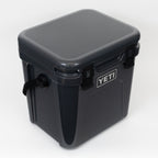 YETI Roadie® 24 Cool Box in Charcoal
