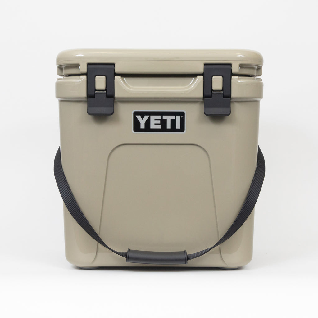 YETI Roadie® 24 Cool Box in Tan