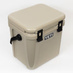 YETI Roadie® 24 Cool Box in Tan