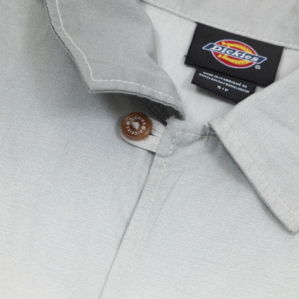 DICKIES Running Wild Short Sleeve Shirt in BROWN