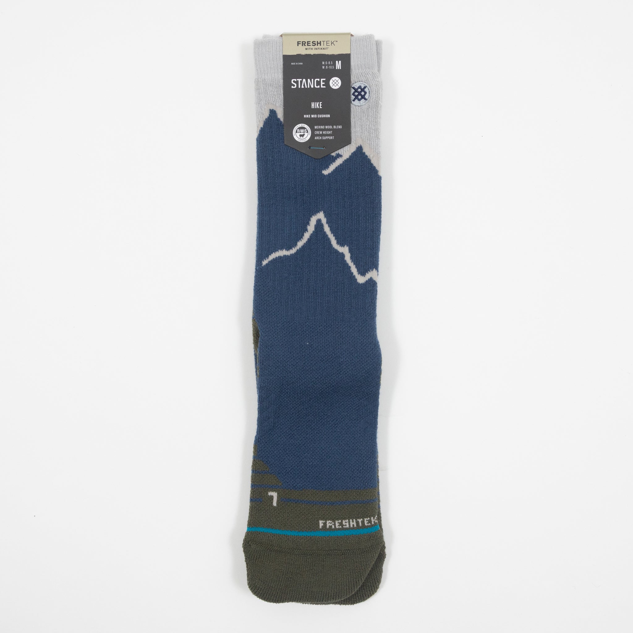 STANCE Peaking Hike Socks in NAVY