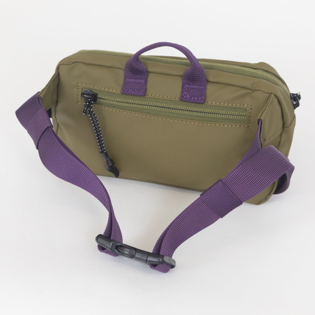 ELLIKER Semer Sling Bag in GREEN