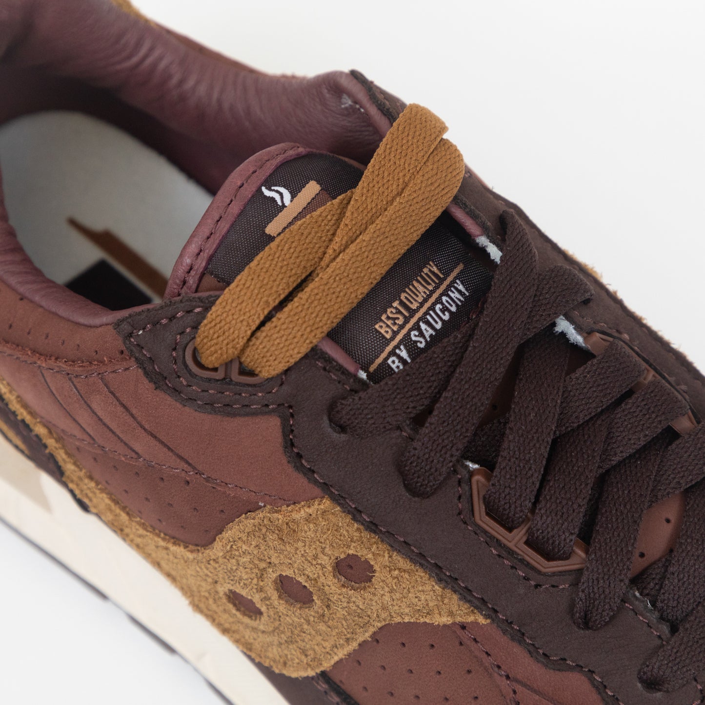 SAUCONY Shadow 5000 in BROWN