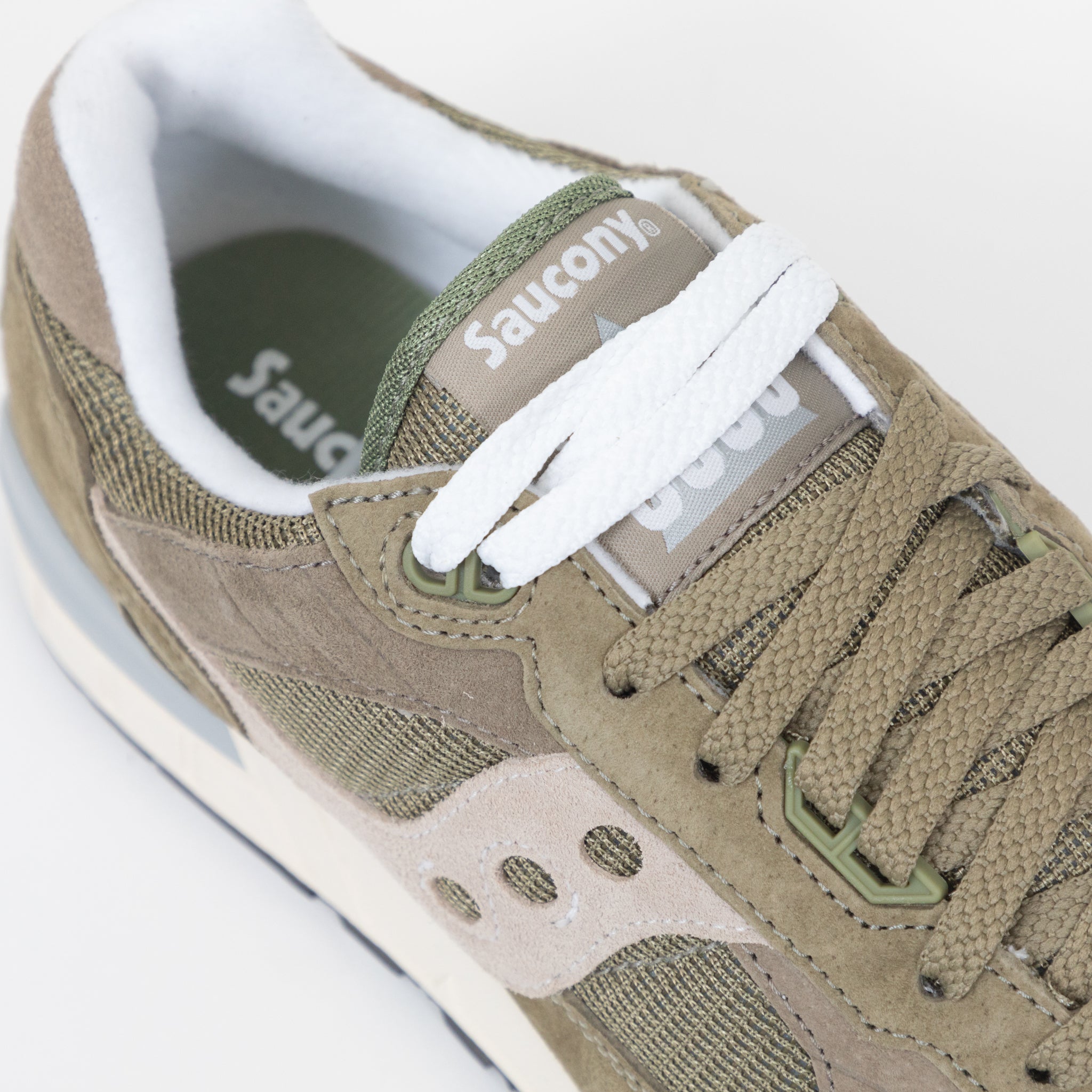SAUCONY Shadow 5000 Trainers in SAGE GREEN